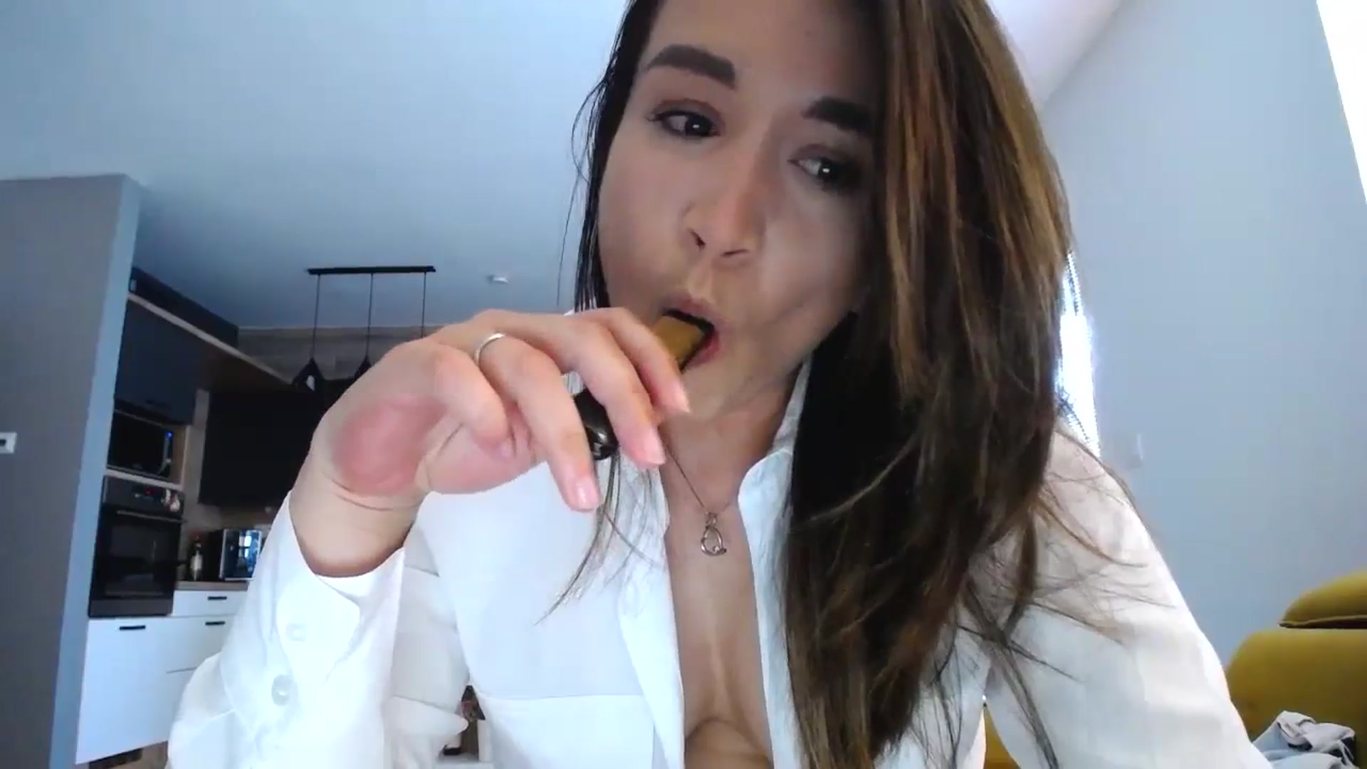 Gallery image thumbnail from Destiny____'s myfreecams stream on, 05/19/2024, 16:20 image 13 of 20