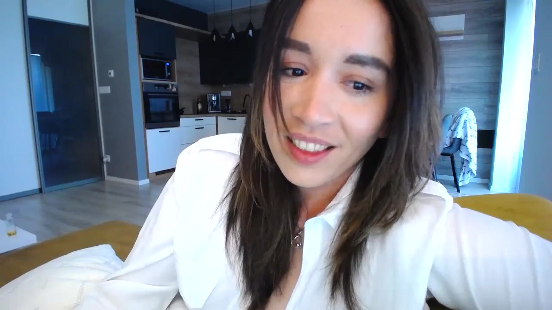 Gallery image thumbnail from Destiny____'s myfreecams stream on, 05/19/2024, 16:20 image 20 of 20