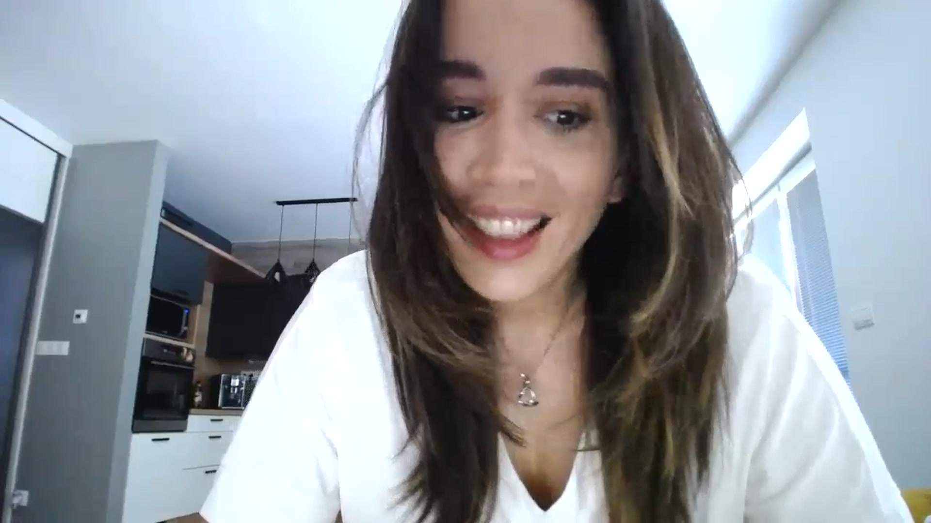 Gallery image thumbnail from Destiny____'s myfreecams stream on, 05/22/2024, 17:36 image 3 of 20