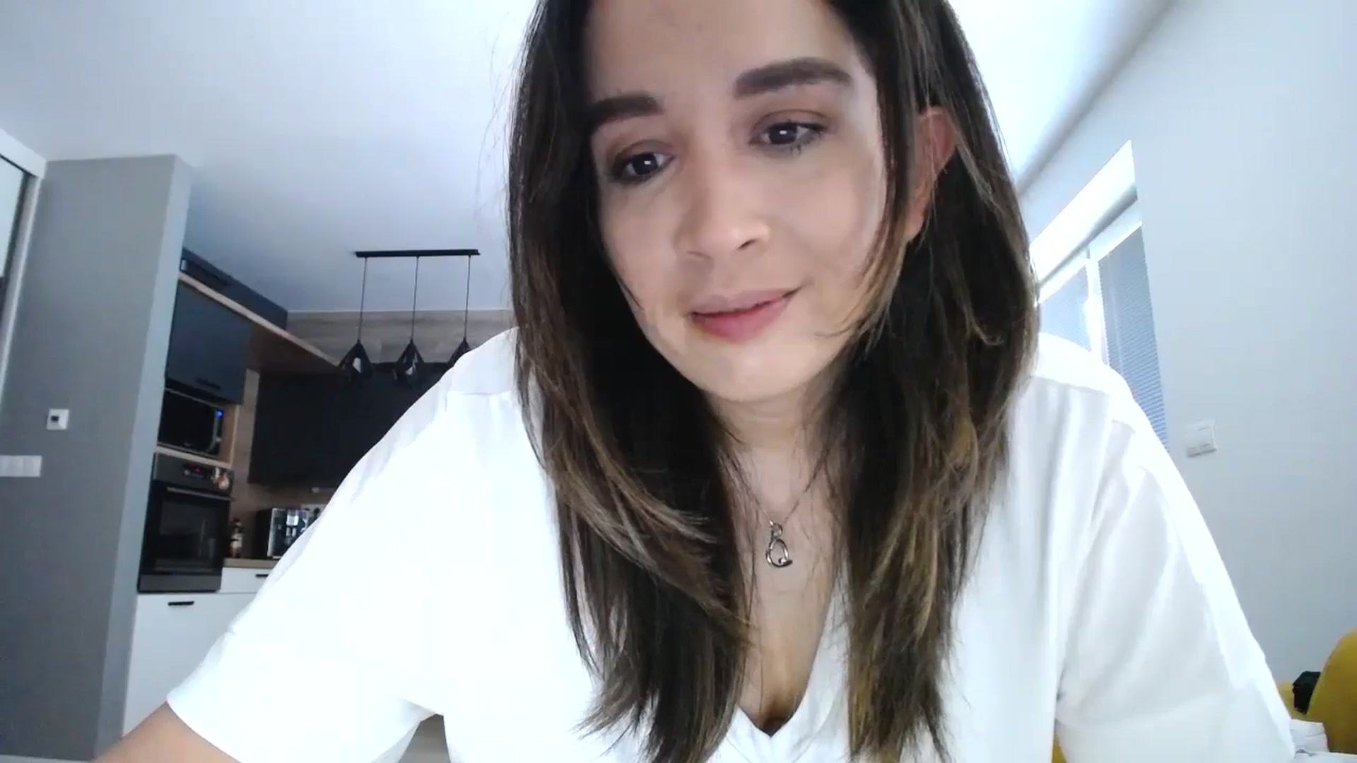 Gallery image thumbnail from Destiny____'s myfreecams stream on, 05/22/2024, 17:36 image 6 of 20