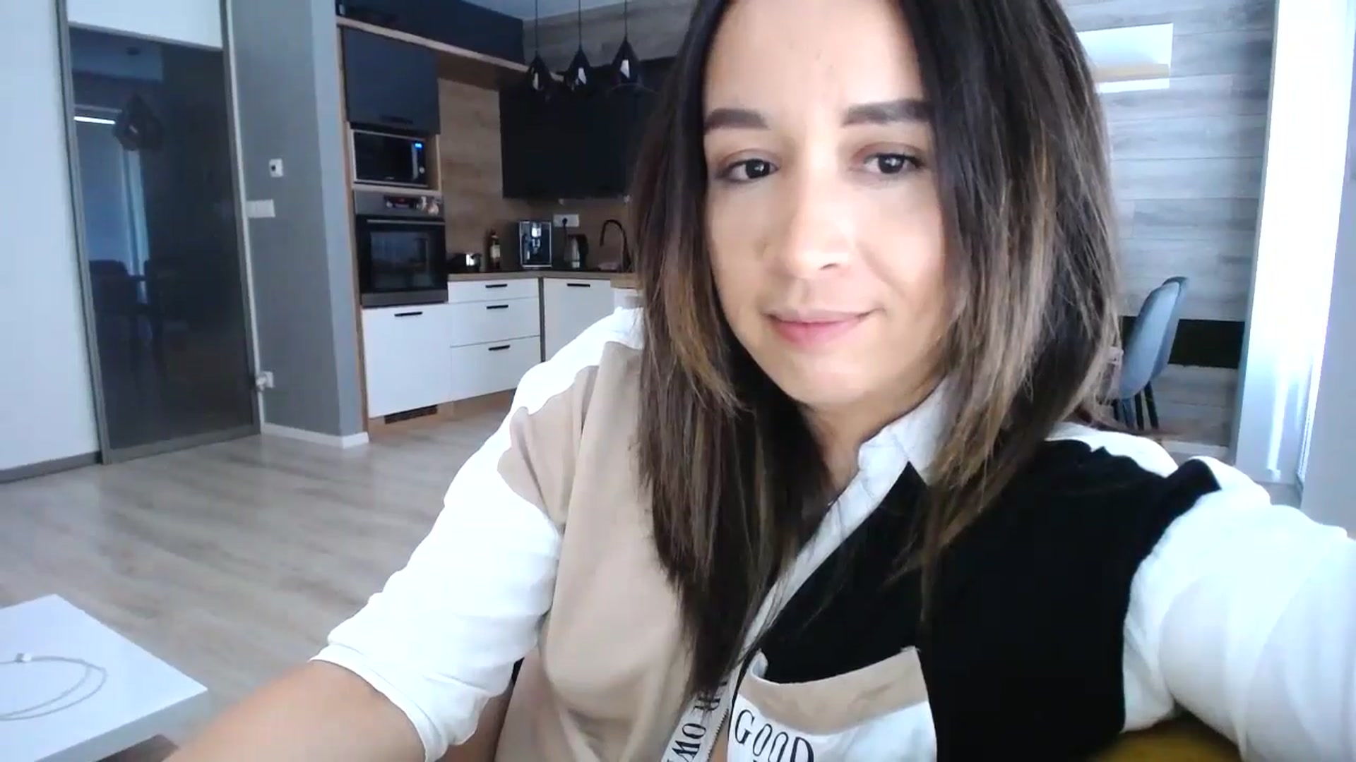 Gallery image thumbnail from Destiny____'s myfreecams stream on, 05/23/2024, 16:20 image 4 of 20