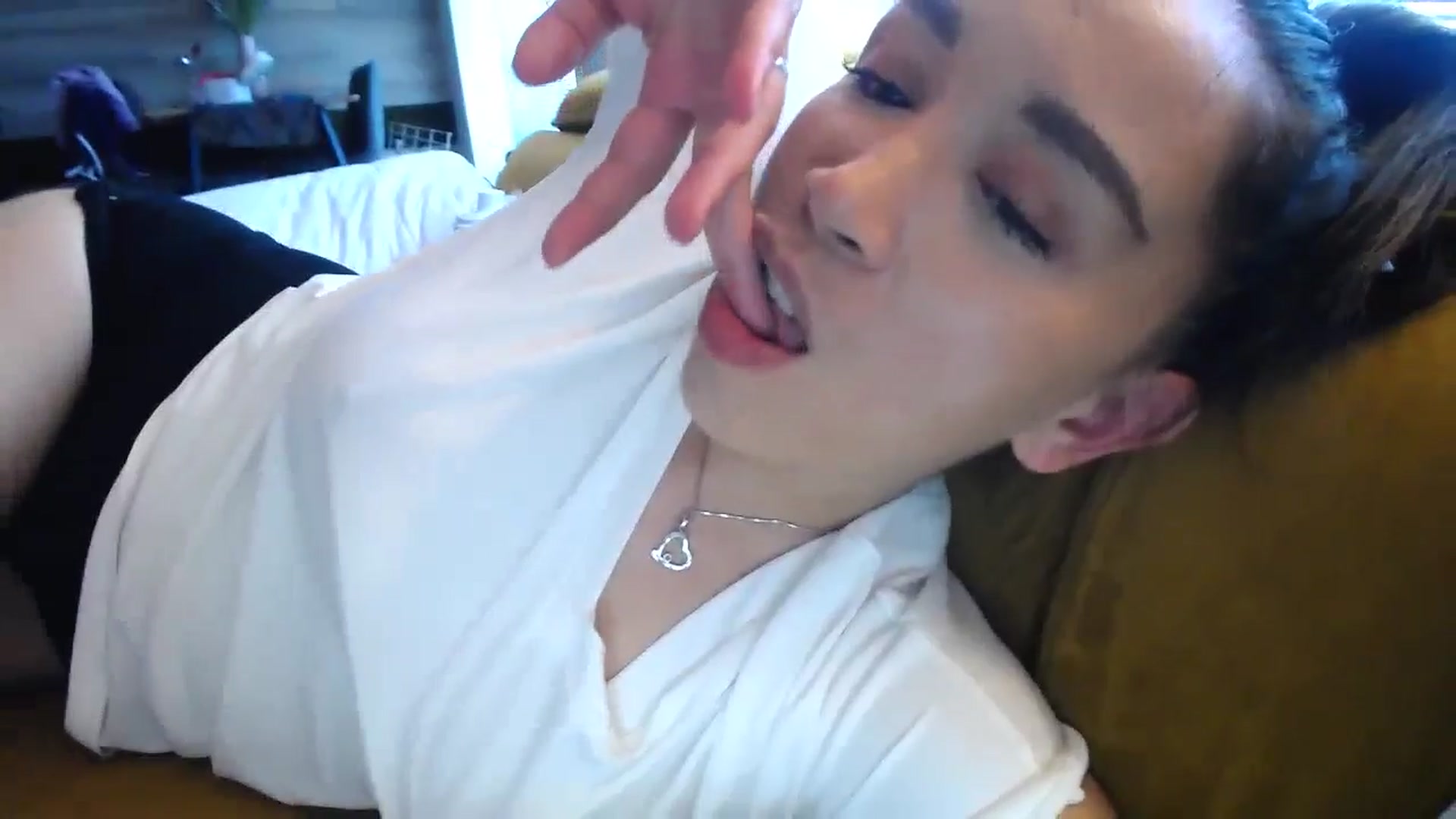 Gallery image thumbnail from Destiny____'s myfreecams stream on, 06/22/2024, 16:48 image 4 of 20