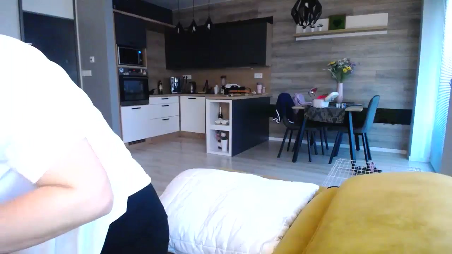 Gallery image thumbnail from Destiny____'s myfreecams stream on, 06/22/2024, 19:13 image 5 of 20