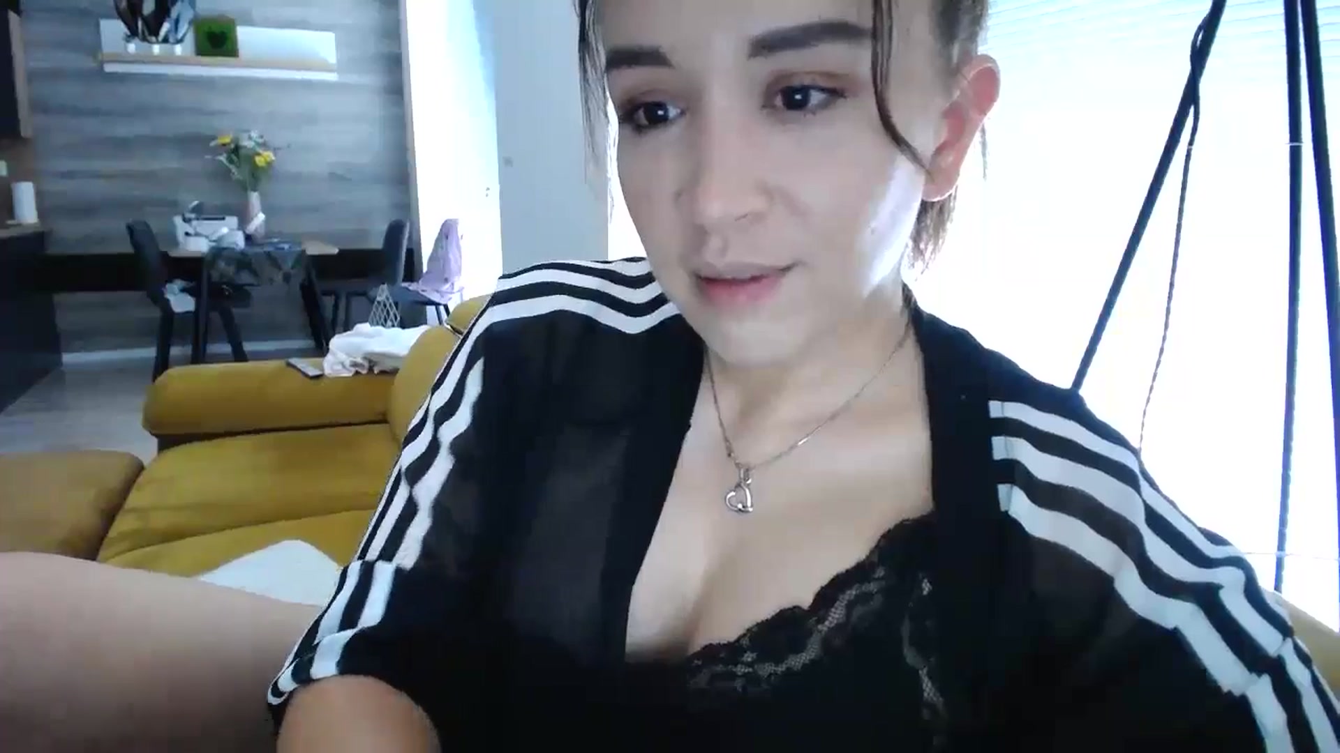 Gallery image thumbnail from Destiny____'s myfreecams stream on, 07/20/2024, 14:51 image 3 of 20