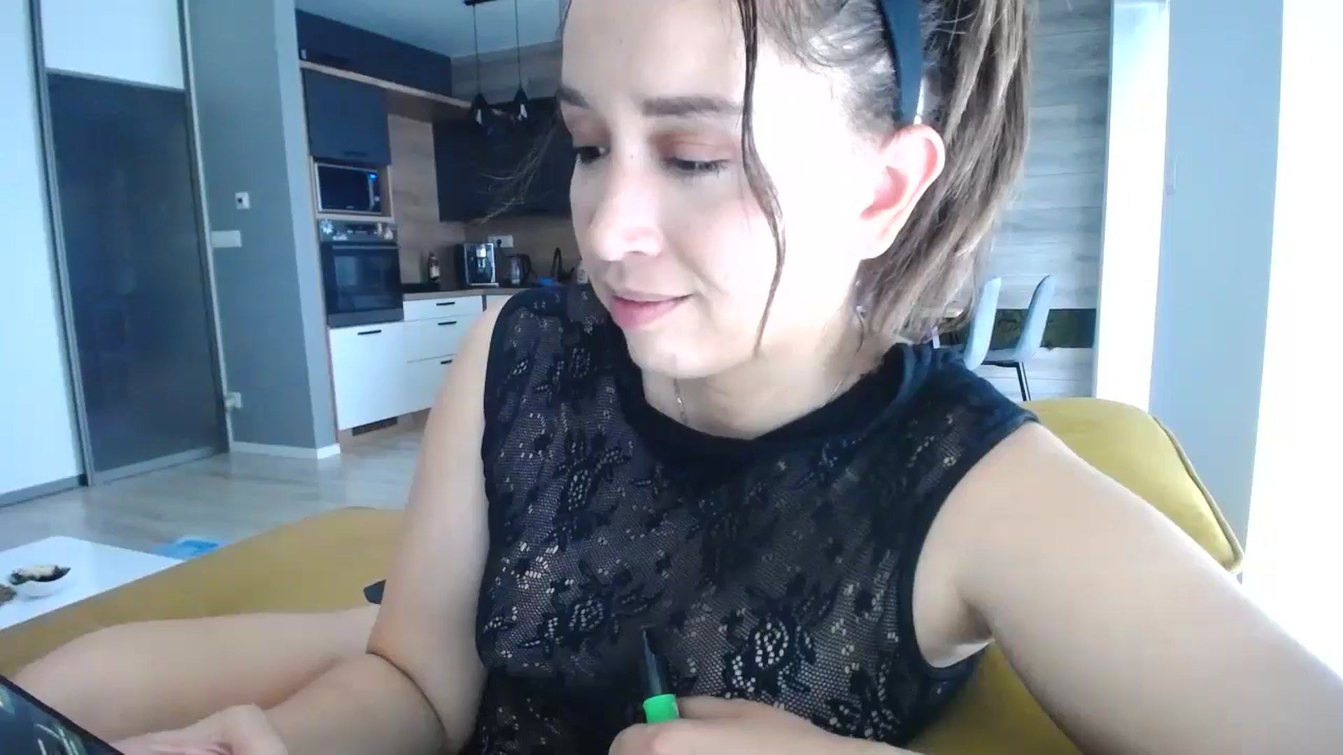 Gallery image thumbnail from Destiny____'s myfreecams stream on, 08/04/2024, 14:41 image 15 of 20