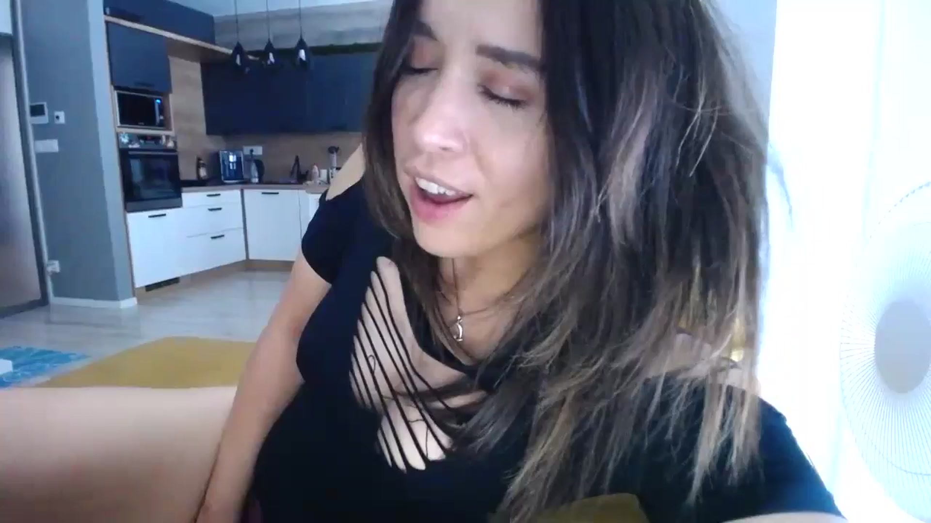Gallery image thumbnail from Destiny____'s myfreecams stream on, 08/24/2024, 14:04 image 13 of 20