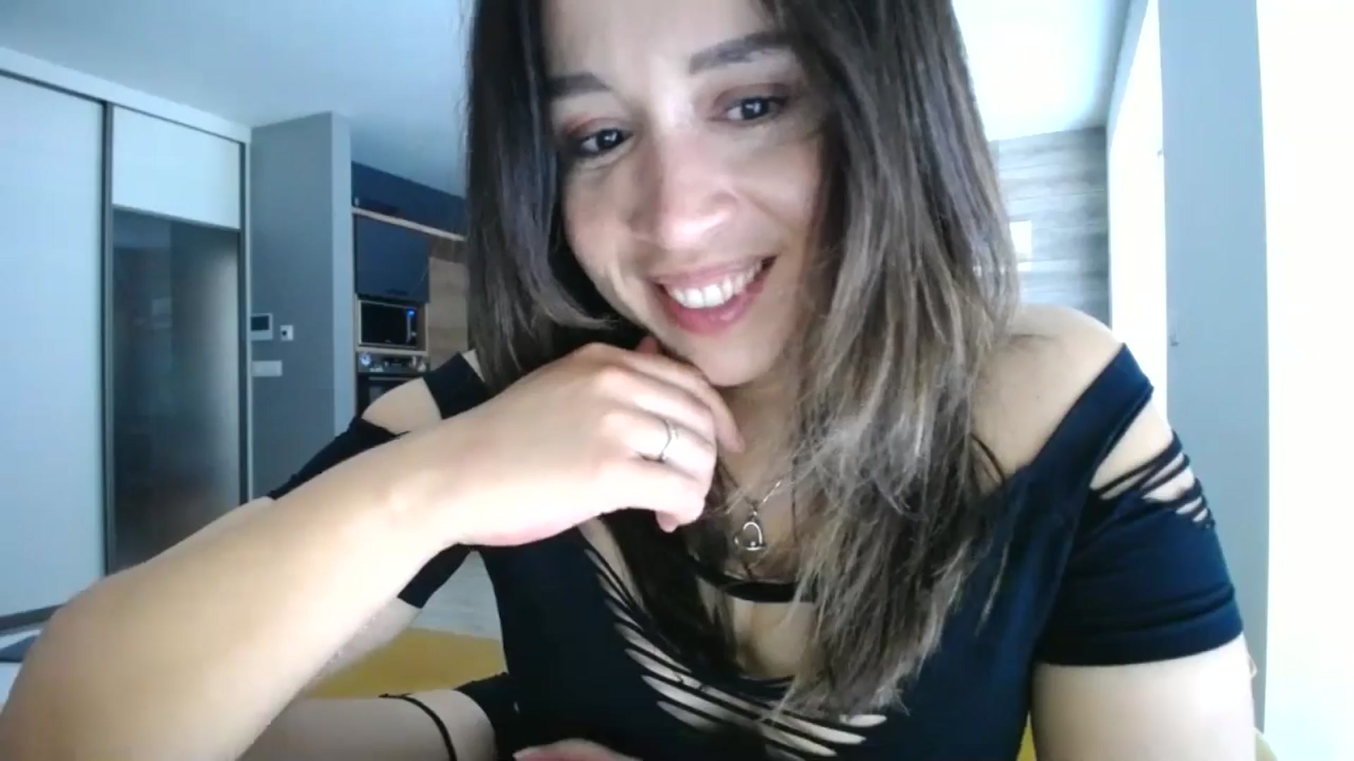 Gallery image thumbnail from Destiny____'s myfreecams stream on, 08/24/2024, 15:13 image 3 of 20