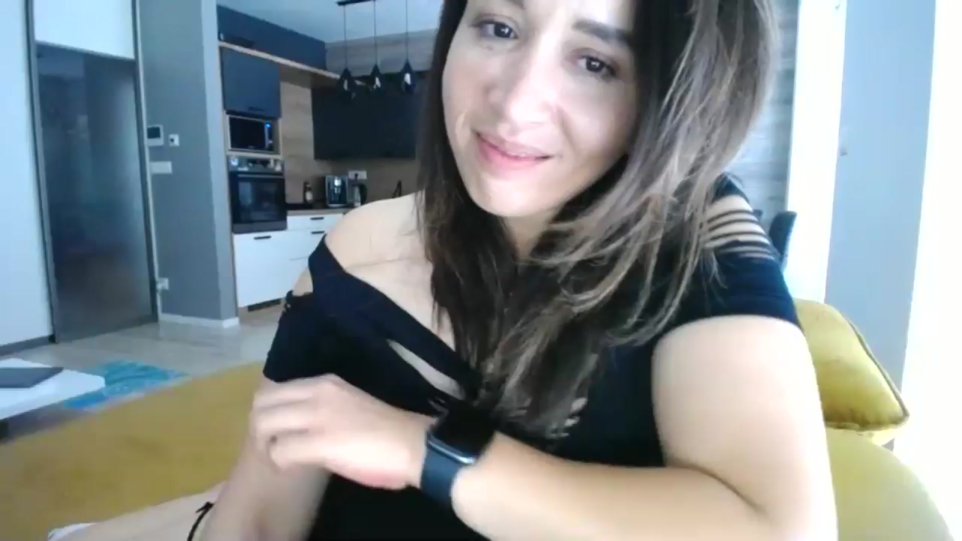 Gallery image thumbnail from Destiny____'s myfreecams stream on, 08/24/2024, 16:20 image 1 of 20