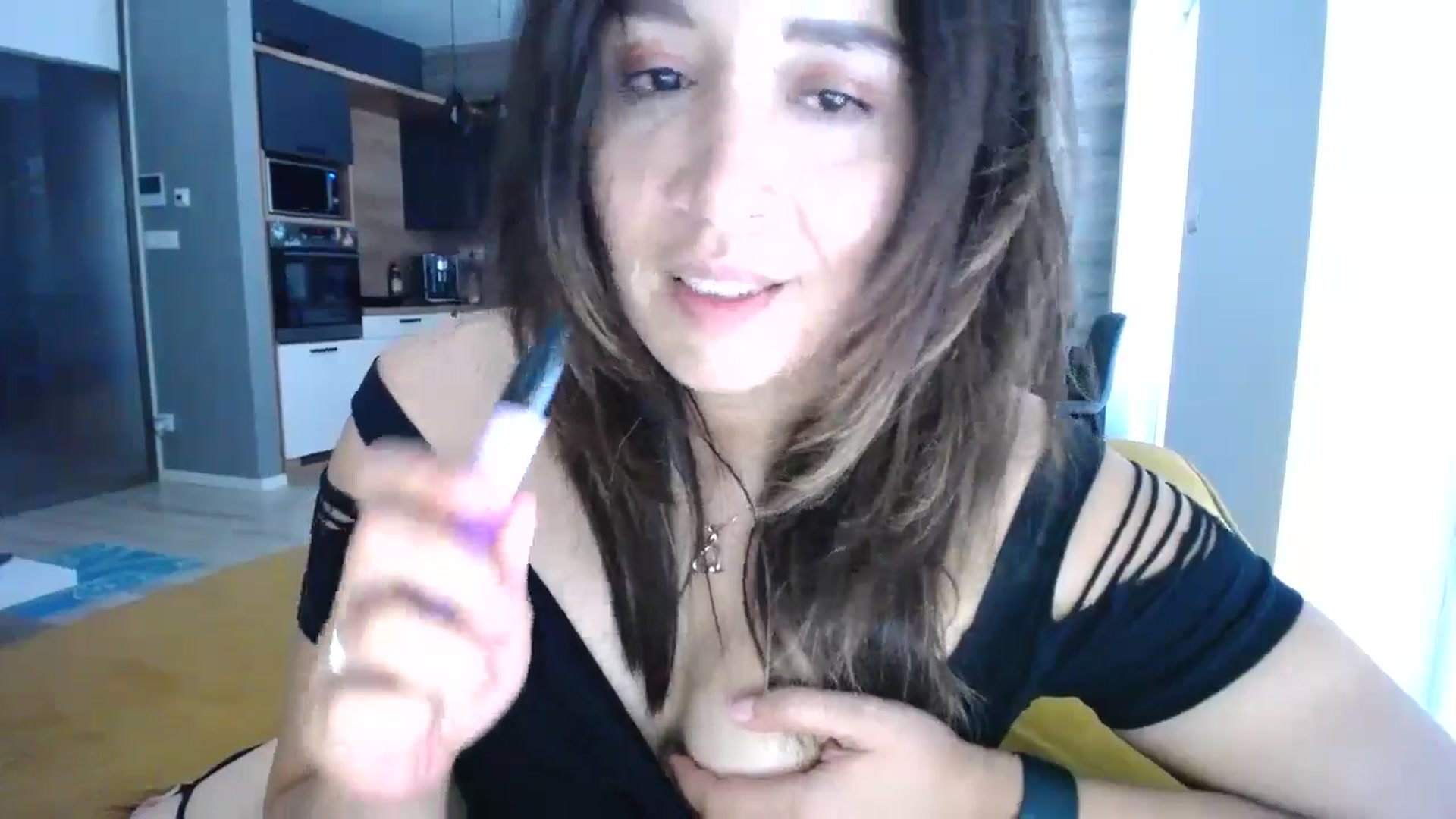 Gallery image thumbnail from Destiny____'s myfreecams stream on, 08/24/2024, 16:20 image 10 of 20