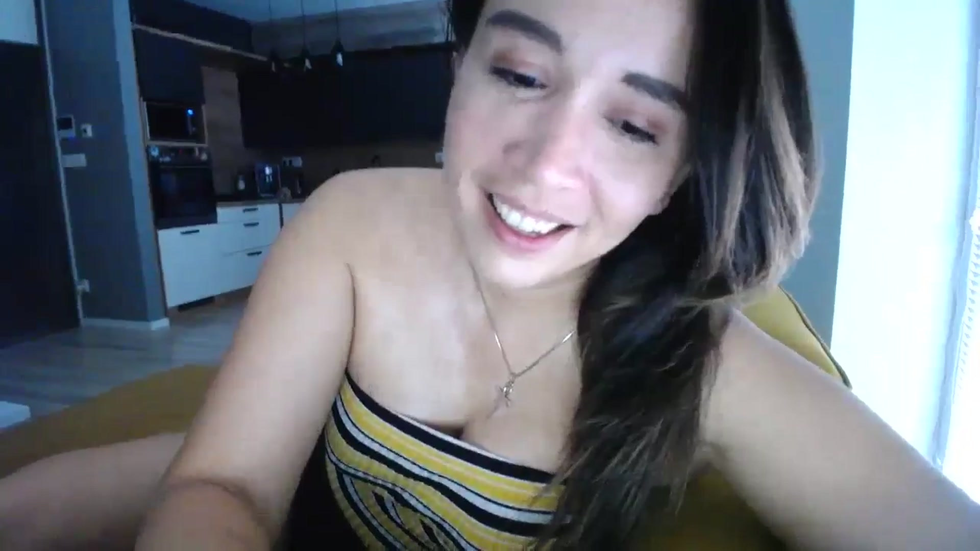 Gallery image thumbnail from Destiny____'s myfreecams stream on, 09/08/2024, 17:11 image 16 of 20