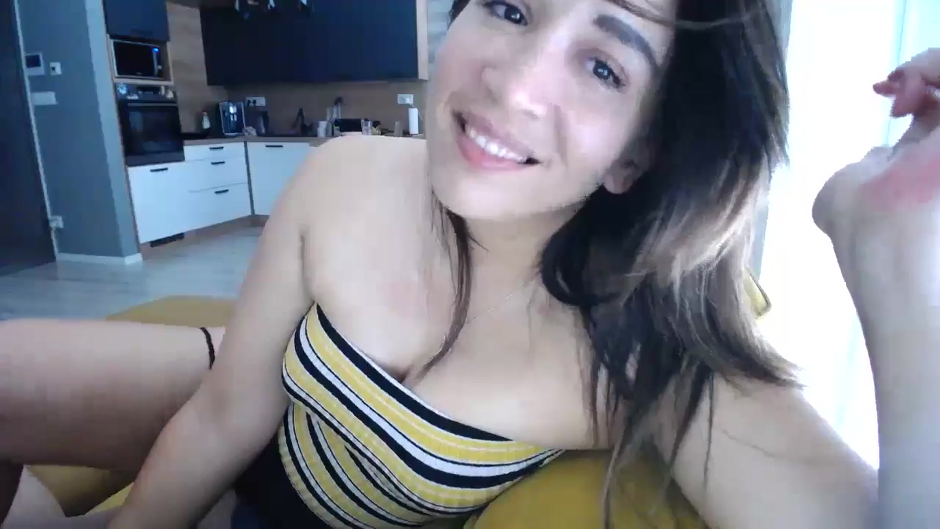 Gallery image thumbnail from Destiny____'s myfreecams stream on, 09/08/2024, 17:11 image 3 of 20