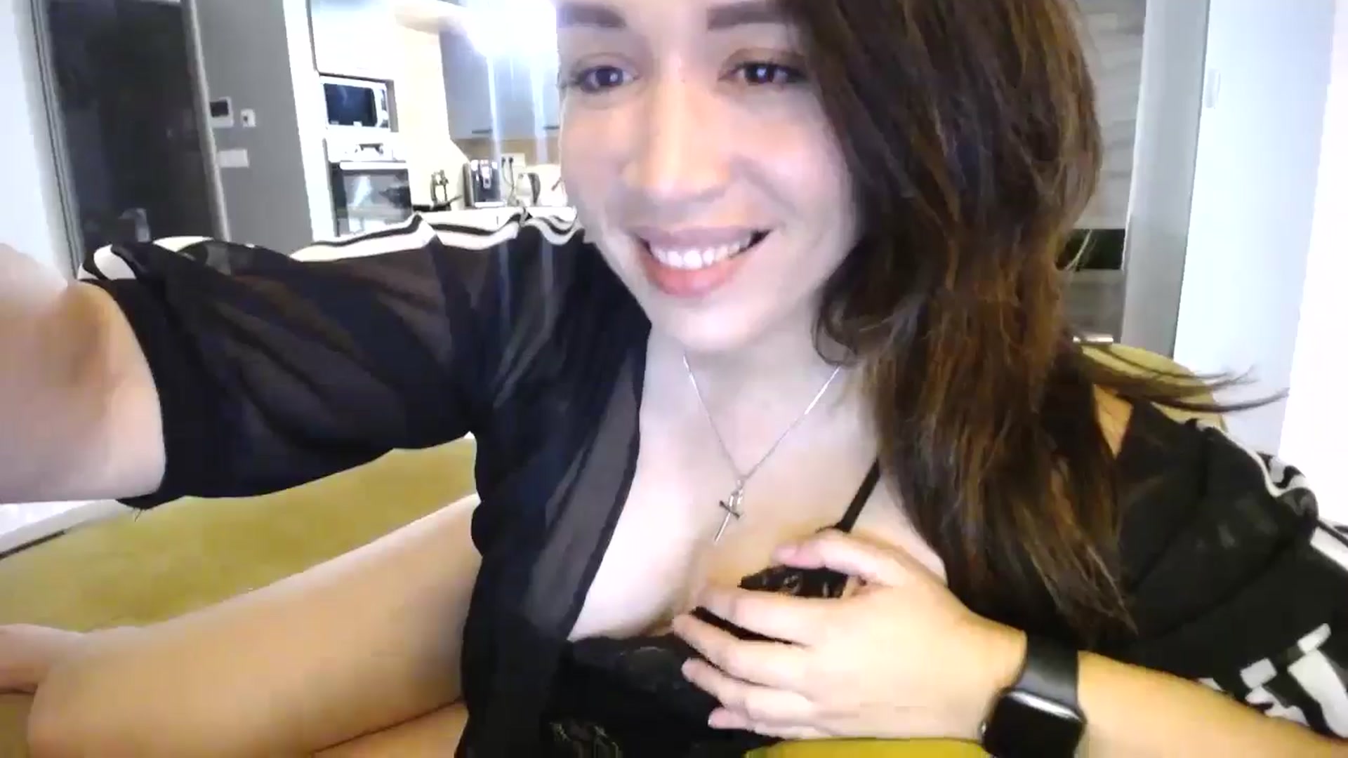 Gallery image thumbnail from Destiny____'s myfreecams stream on, 10/04/2024, 16:45 image 9 of 20