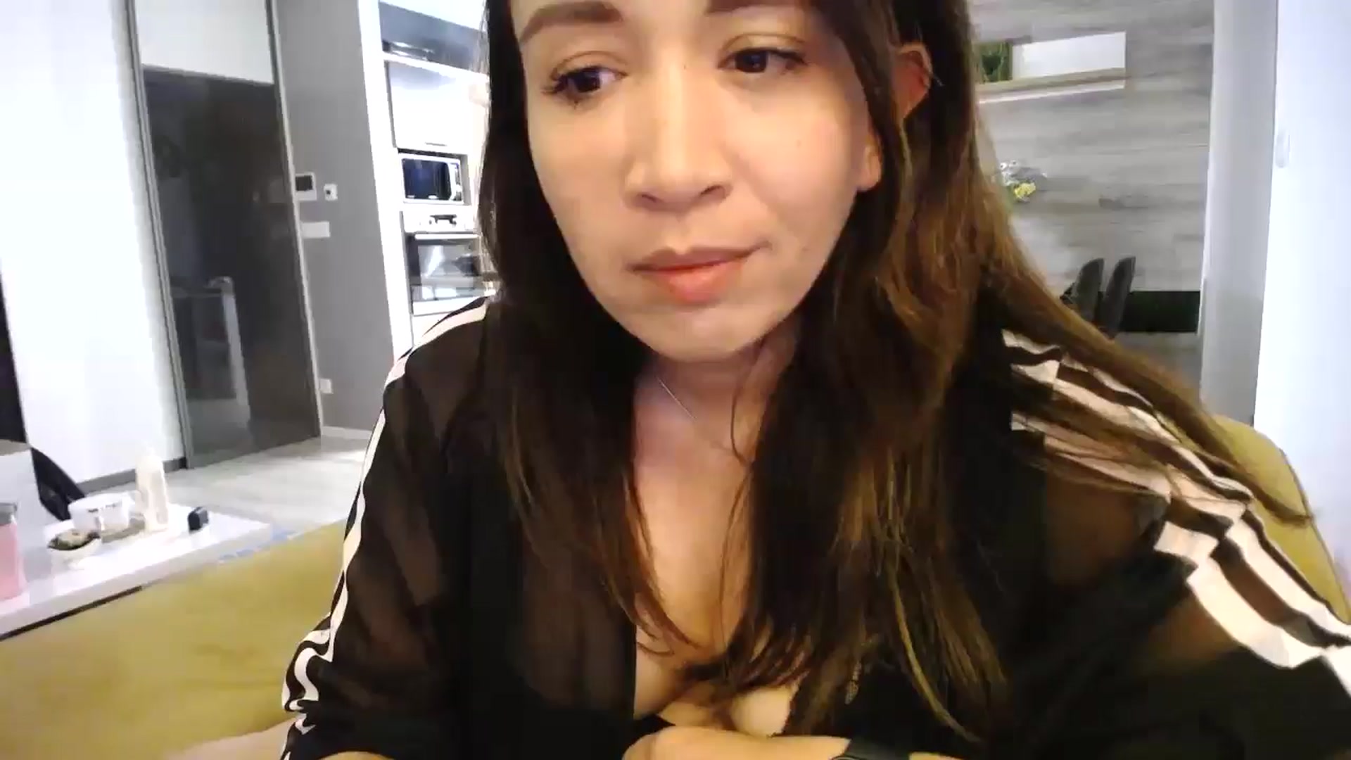Gallery image thumbnail from Destiny____'s myfreecams stream on, 10/04/2024, 16:45 image 17 of 20