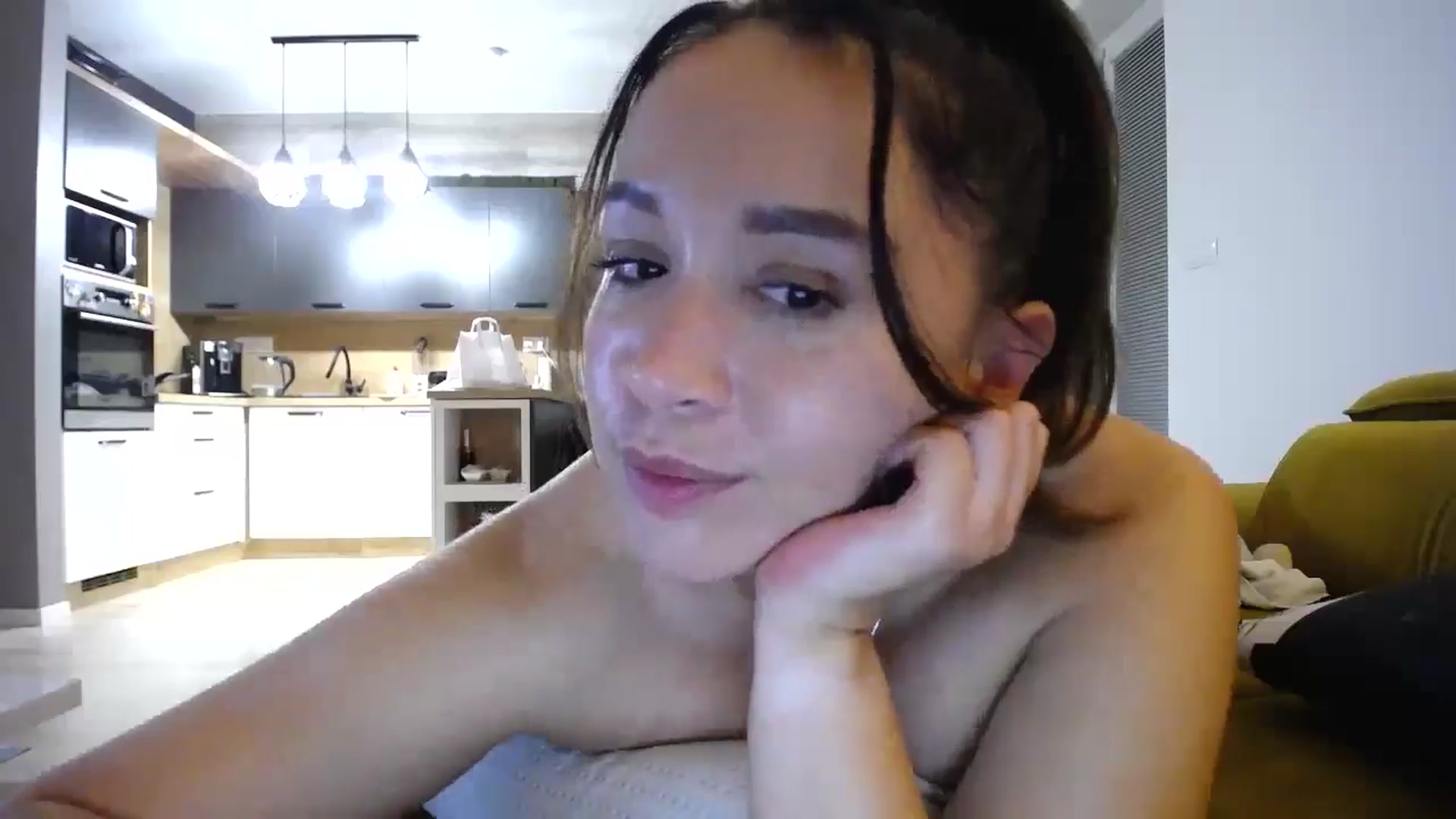 Gallery image thumbnail from Destiny____'s myfreecams stream on, 10/05/2024, 18:15 image 14 of 20