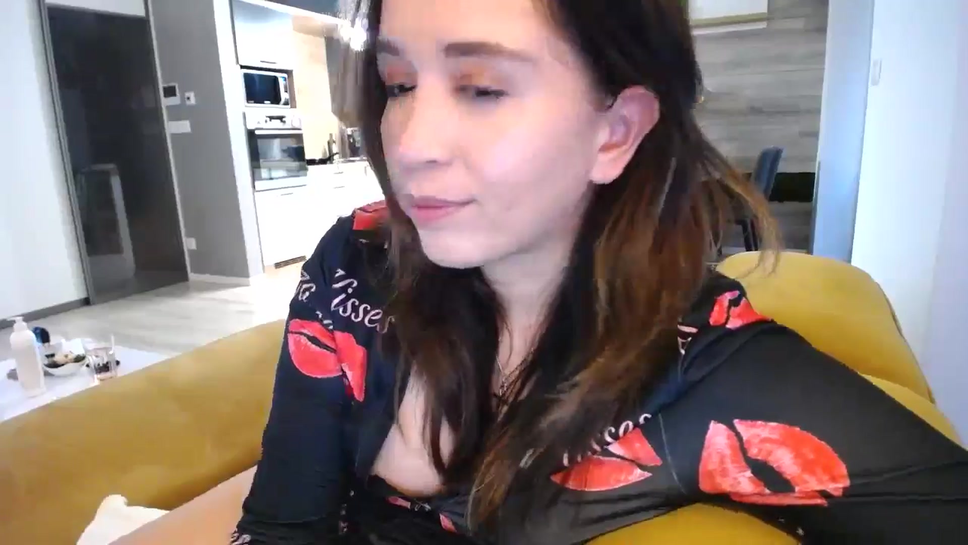 Gallery image thumbnail from Destiny____'s myfreecams stream on, 10/07/2024, 16:31 image 14 of 20