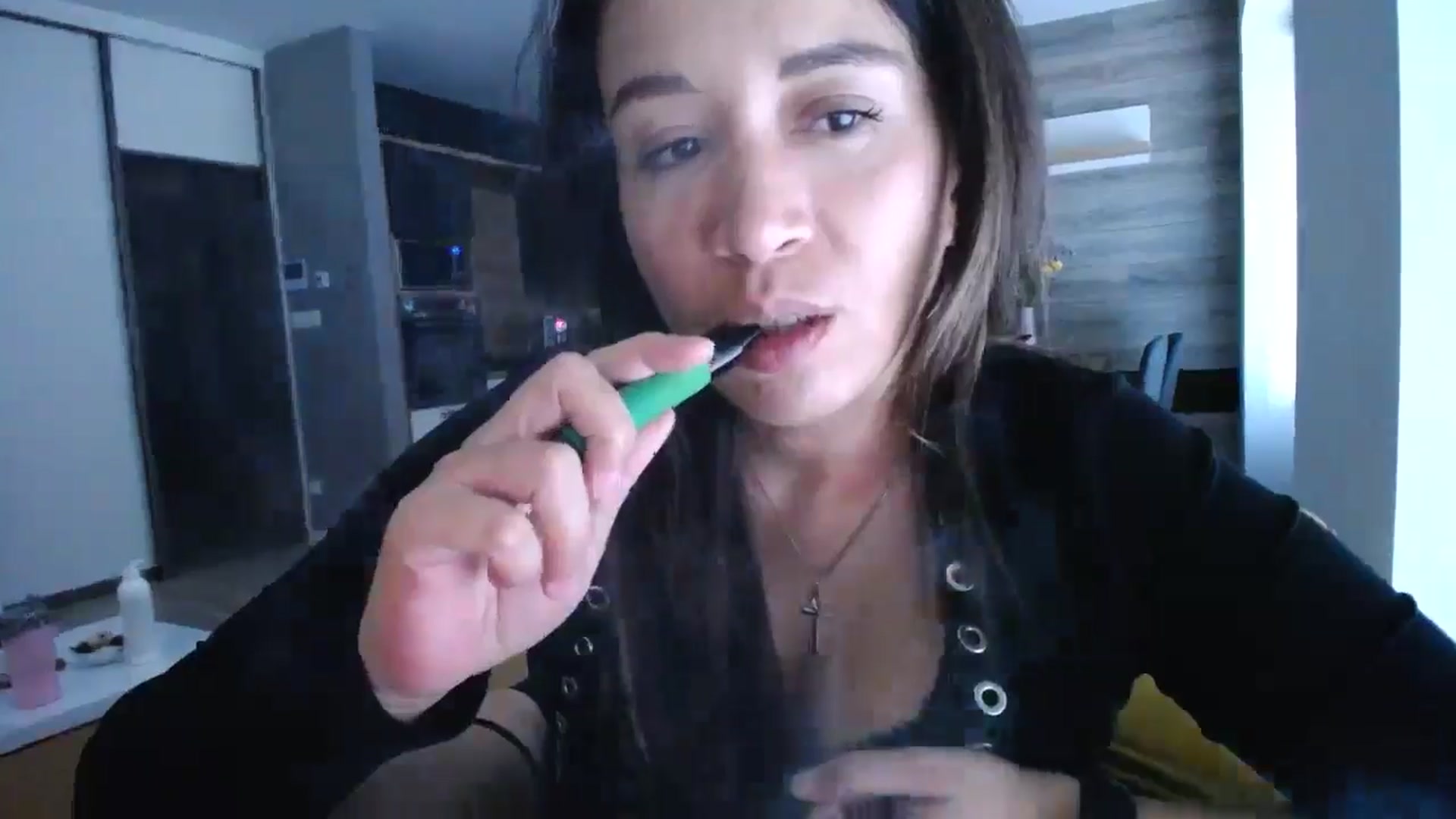 Gallery image thumbnail from Destiny____'s myfreecams stream on, 10/09/2024, 15:32 image 14 of 20