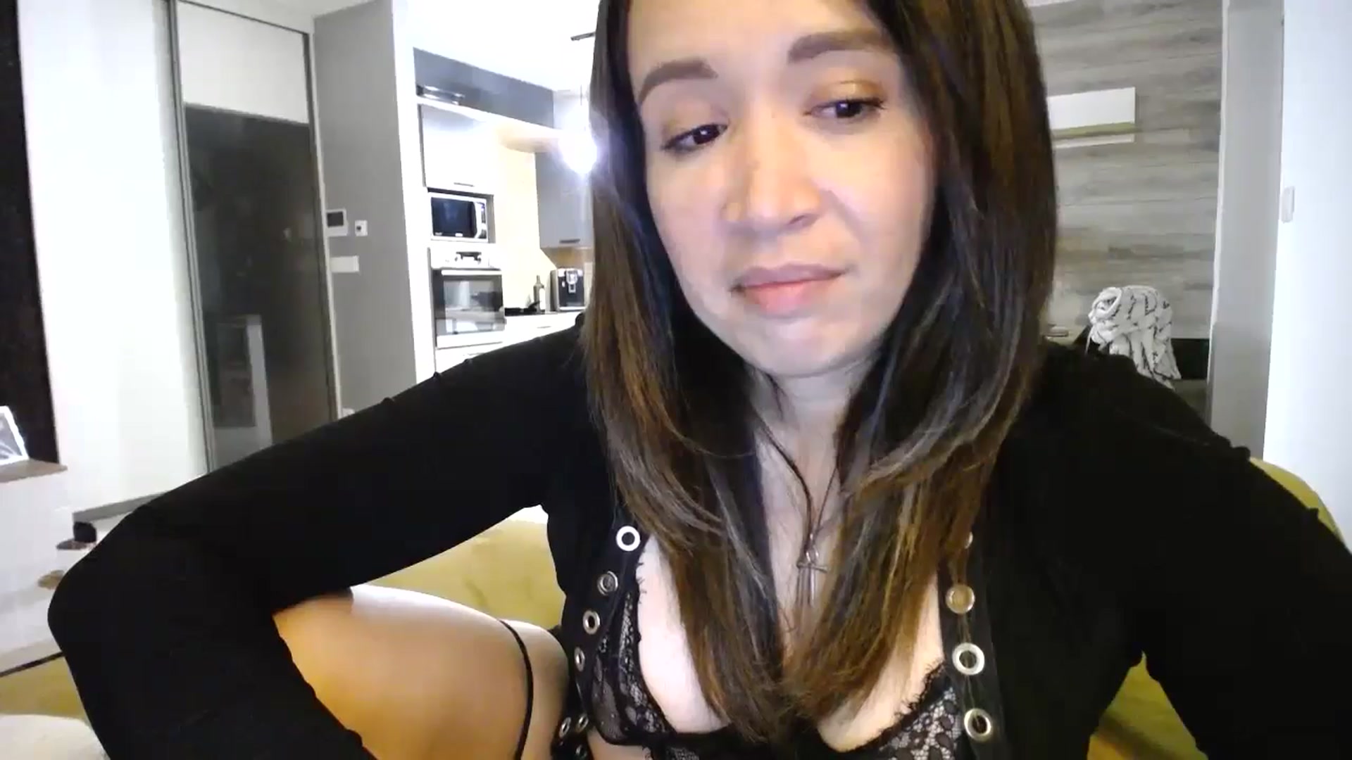 Gallery image thumbnail from Destiny____'s myfreecams stream on, 10/09/2024, 17:52 image 7 of 20