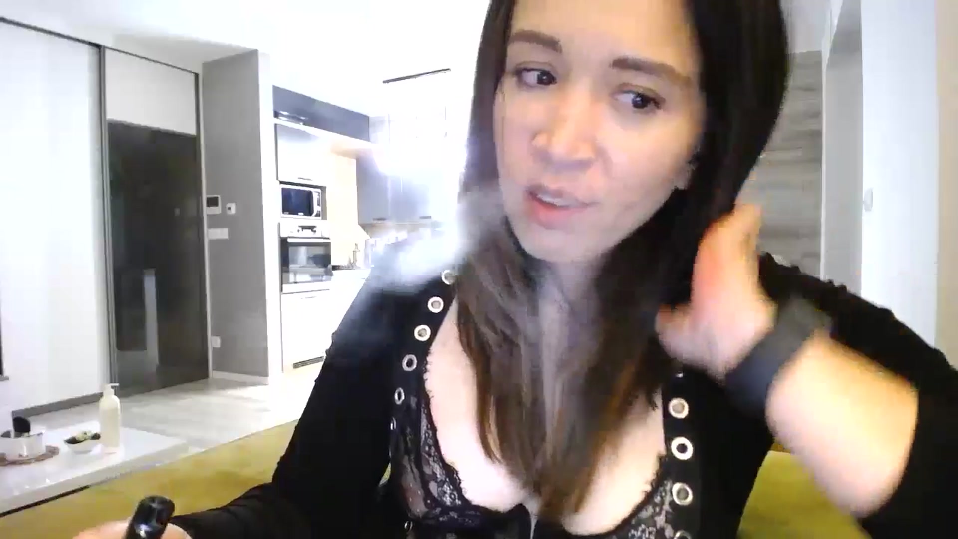 Gallery image thumbnail from Destiny____'s myfreecams stream on, 10/09/2024, 17:52 image 6 of 20