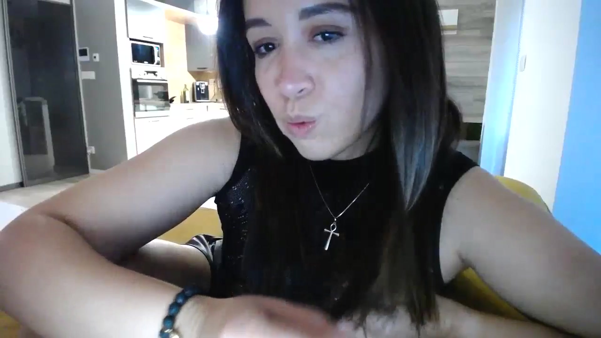 Gallery image thumbnail from Destiny____'s myfreecams stream on, 10/19/2024, 15:43 image 16 of 20