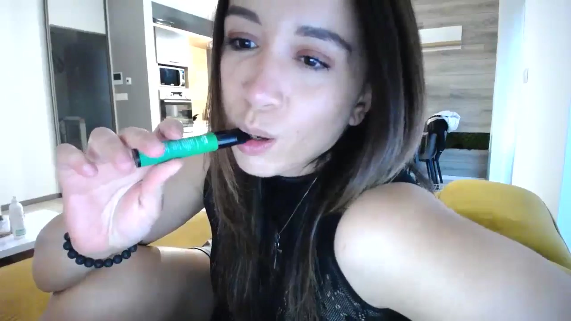 Gallery image thumbnail from Destiny____'s myfreecams stream on, 10/19/2024, 15:43 image 5 of 20