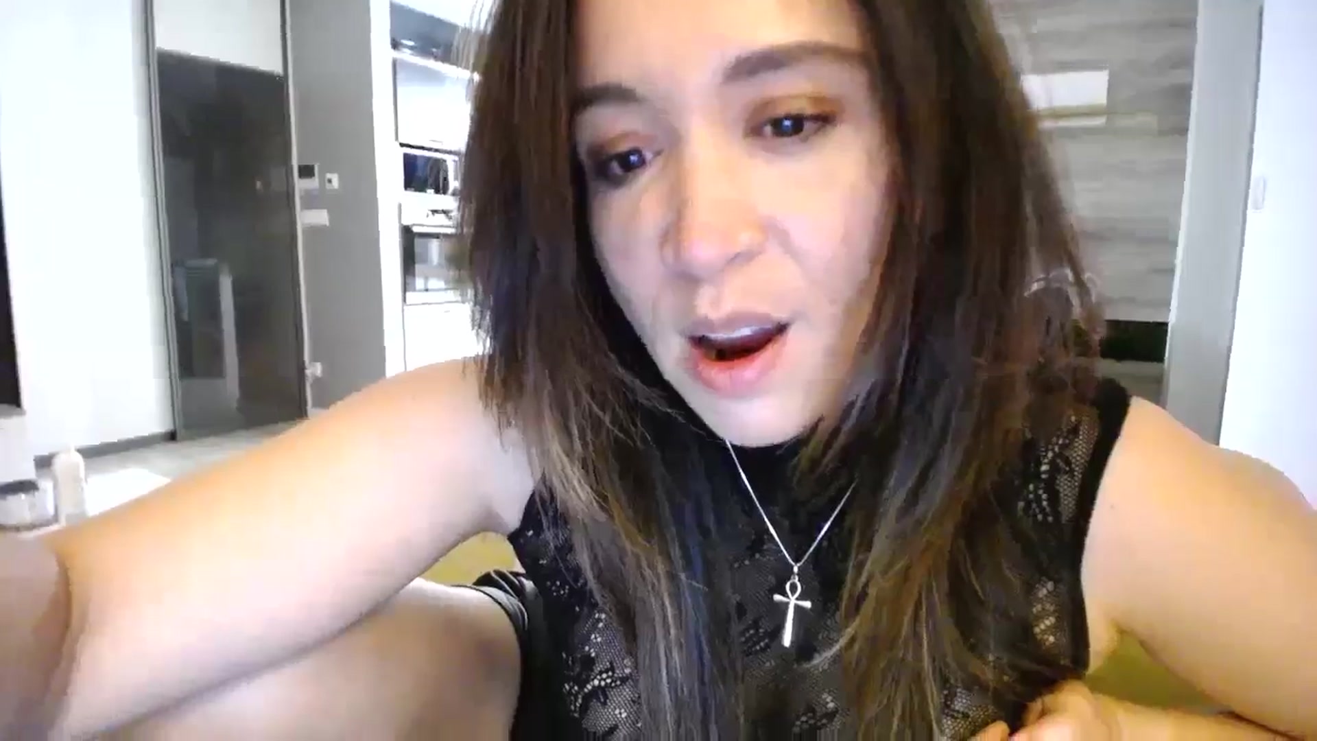 Gallery image thumbnail from Destiny____'s myfreecams stream on, 10/19/2024, 17:40 image 10 of 20