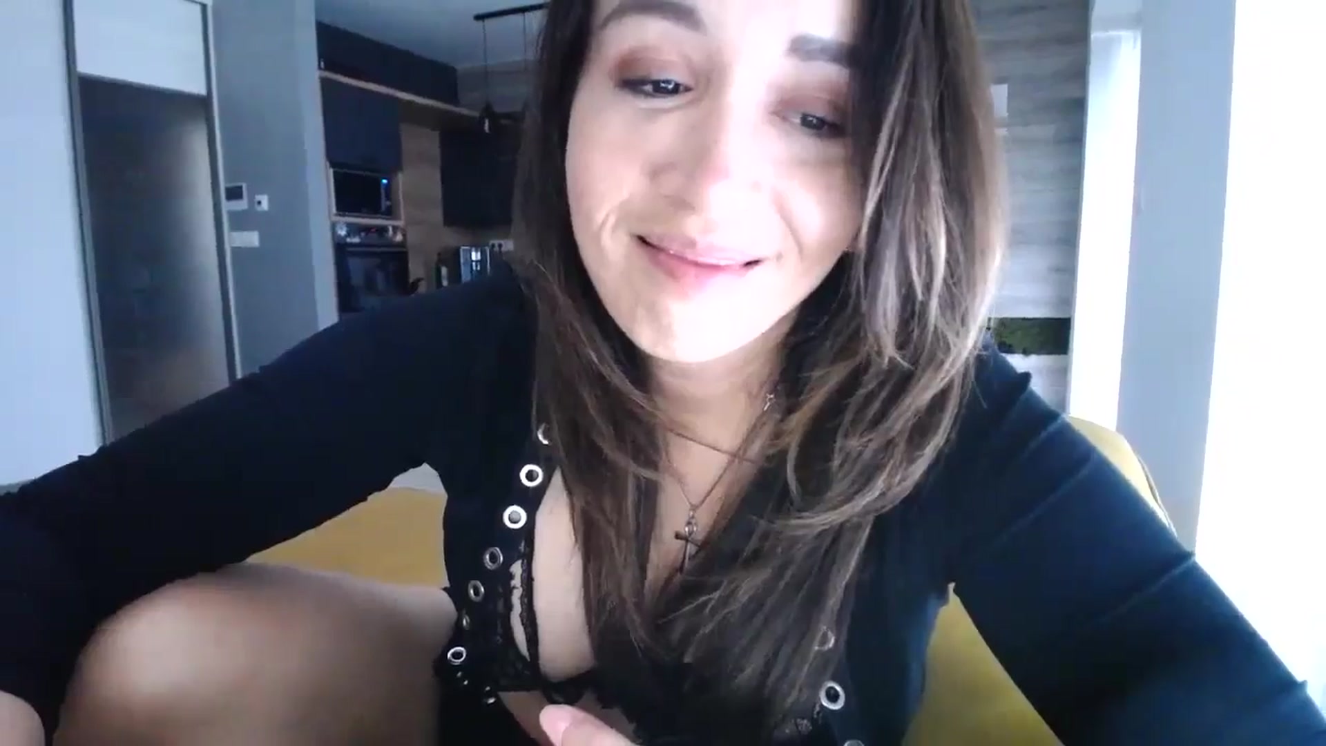Gallery image thumbnail from Destiny____'s myfreecams stream on, 10/20/2024, 14:41 image 9 of 20