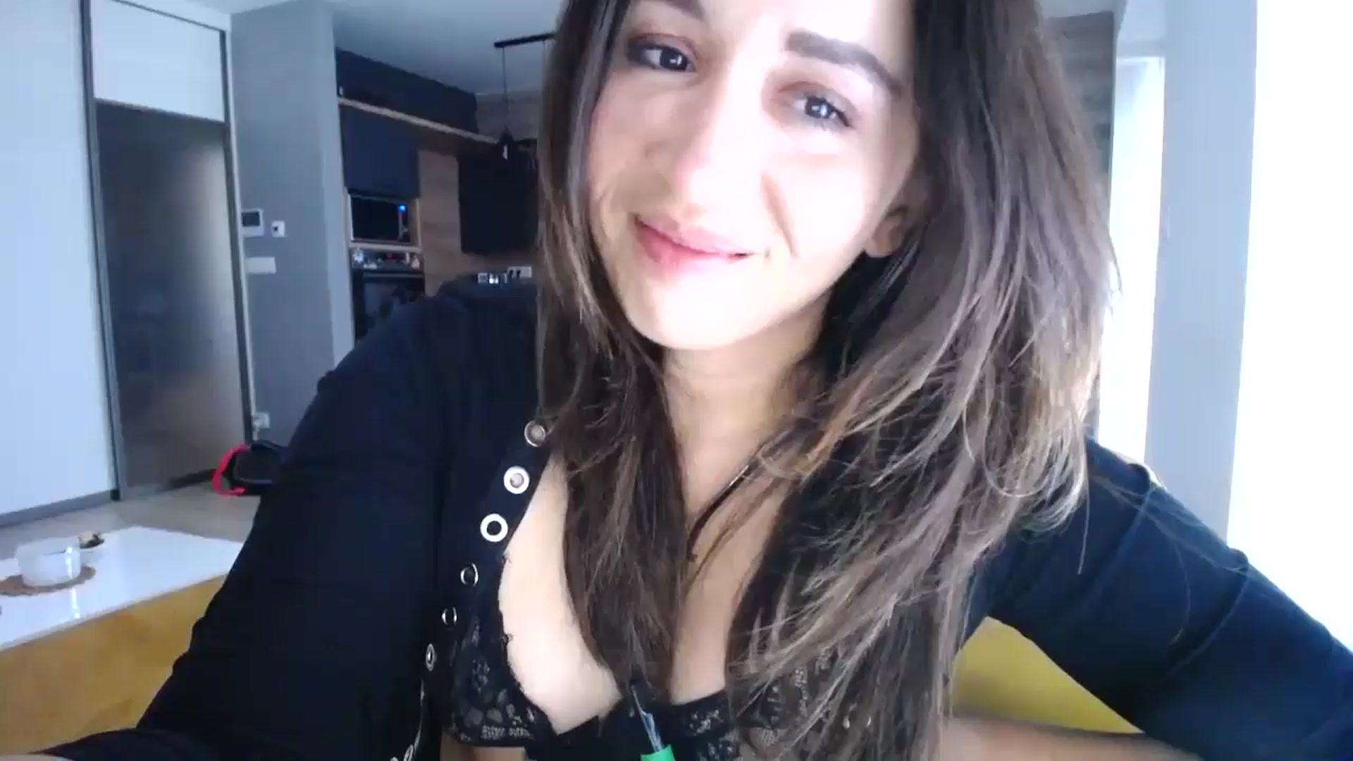Gallery image thumbnail from Destiny____'s myfreecams stream on, 10/20/2024, 14:41 image 1 of 20