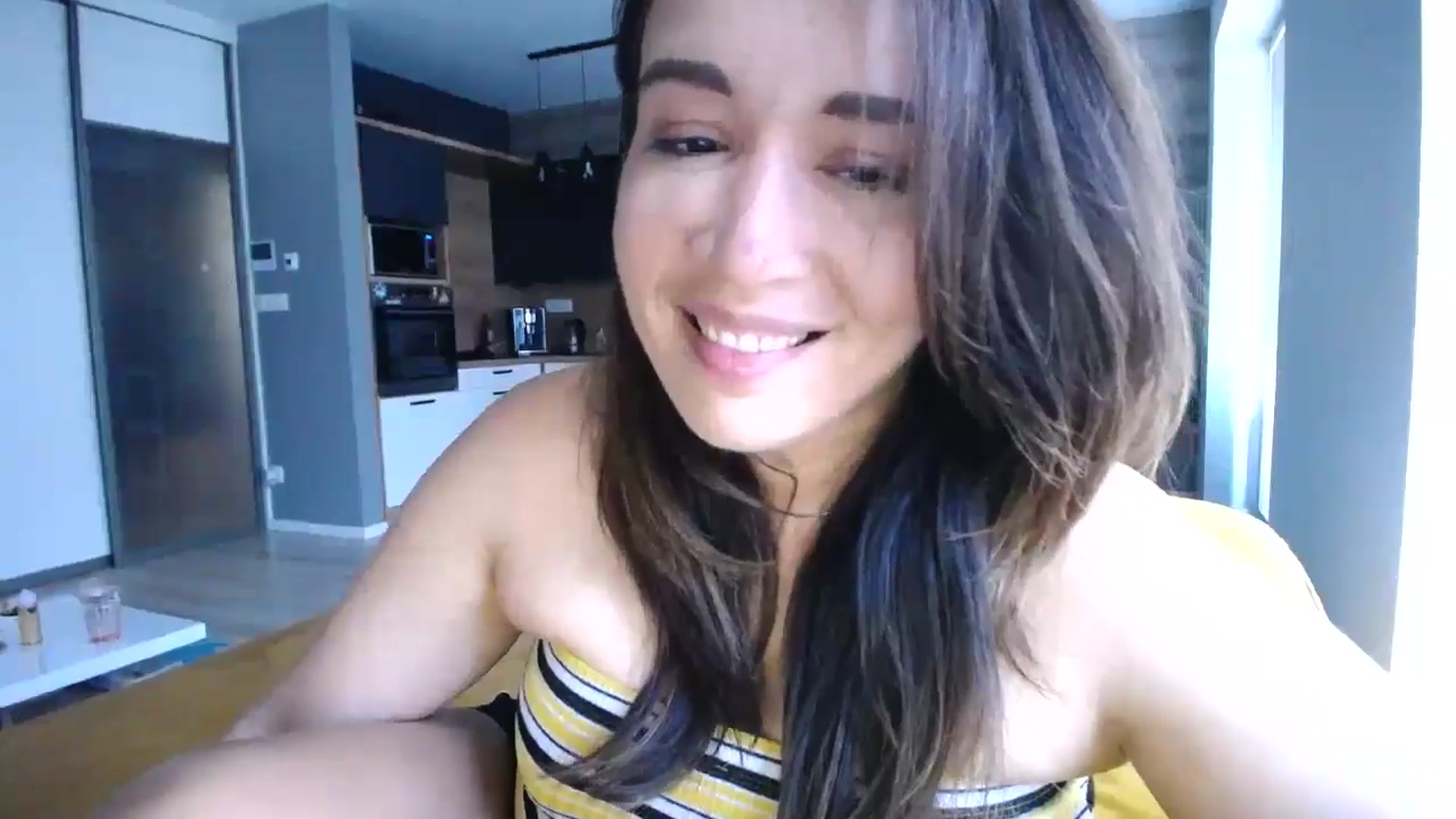 Gallery image thumbnail from Destiny____'s myfreecams stream on, 10/27/2024, 15:16 image 9 of 20