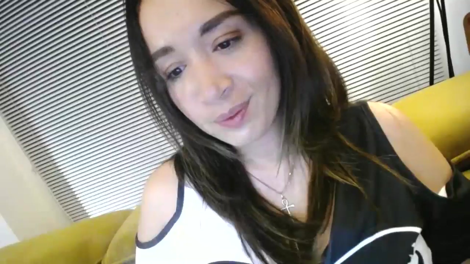 Gallery image thumbnail from Destiny____'s myfreecams stream on, 10/30/2024, 21:58 image 8 of 20