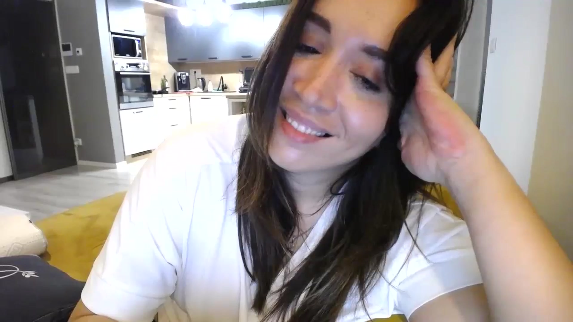 Gallery image thumbnail from Destiny____'s myfreecams stream on, 11/03/2024, 19:55 image 13 of 20
