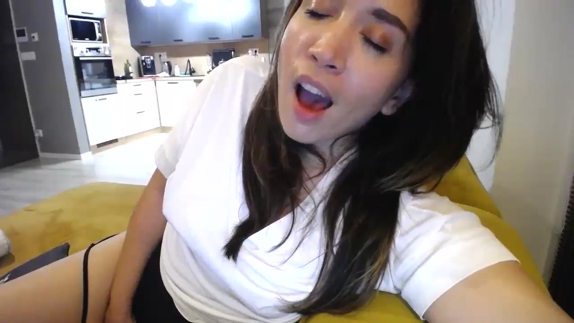 Gallery image thumbnail from Destiny____'s myfreecams stream on, 11/03/2024, 19:55 image 9 of 20