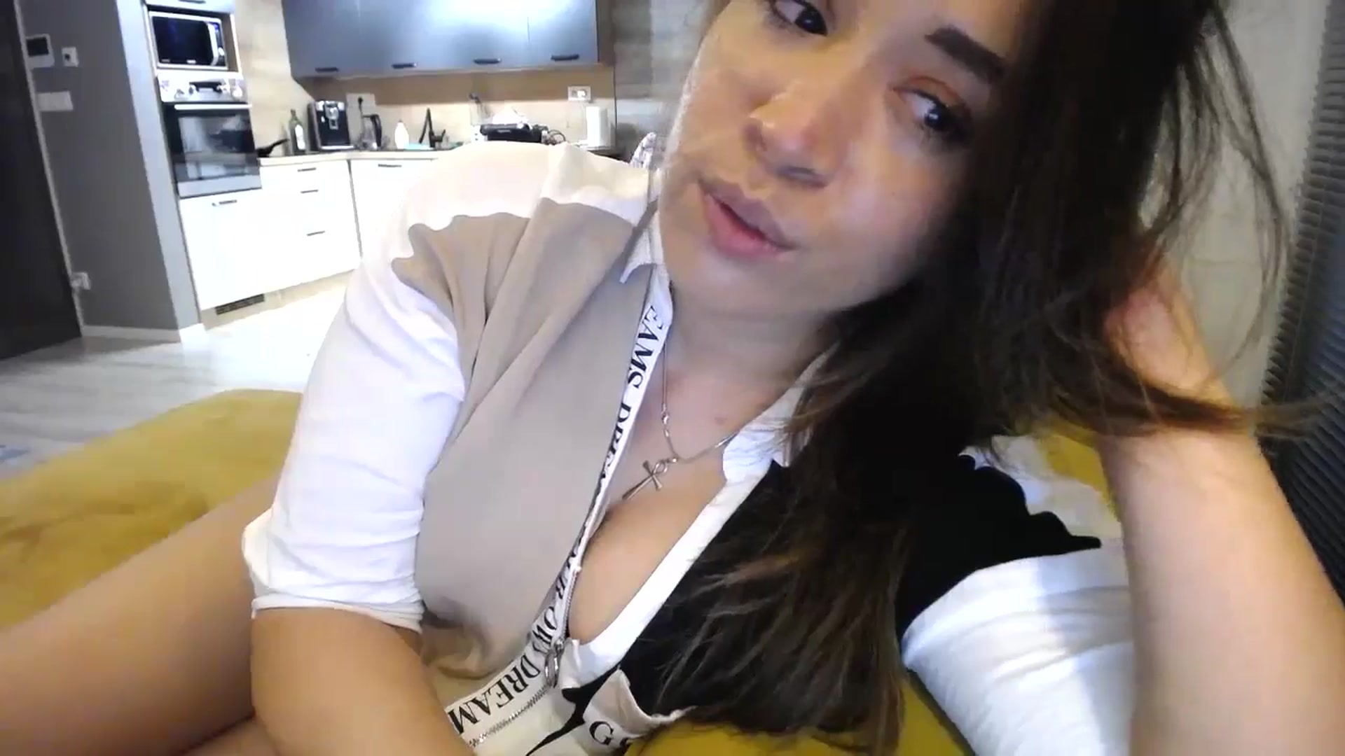 Gallery image thumbnail from Destiny____'s myfreecams stream on, 11/09/2024, 20:19 image 14 of 20