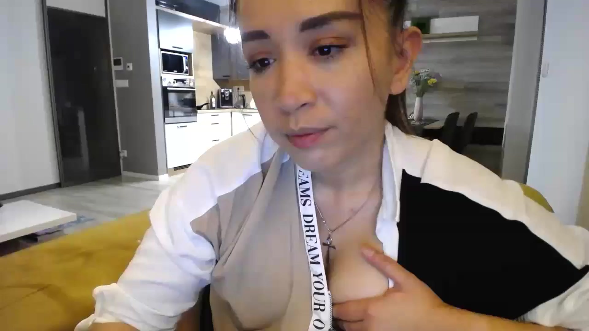 Gallery image thumbnail from Destiny____'s myfreecams stream on, 11/09/2024, 20:19 image 1 of 20