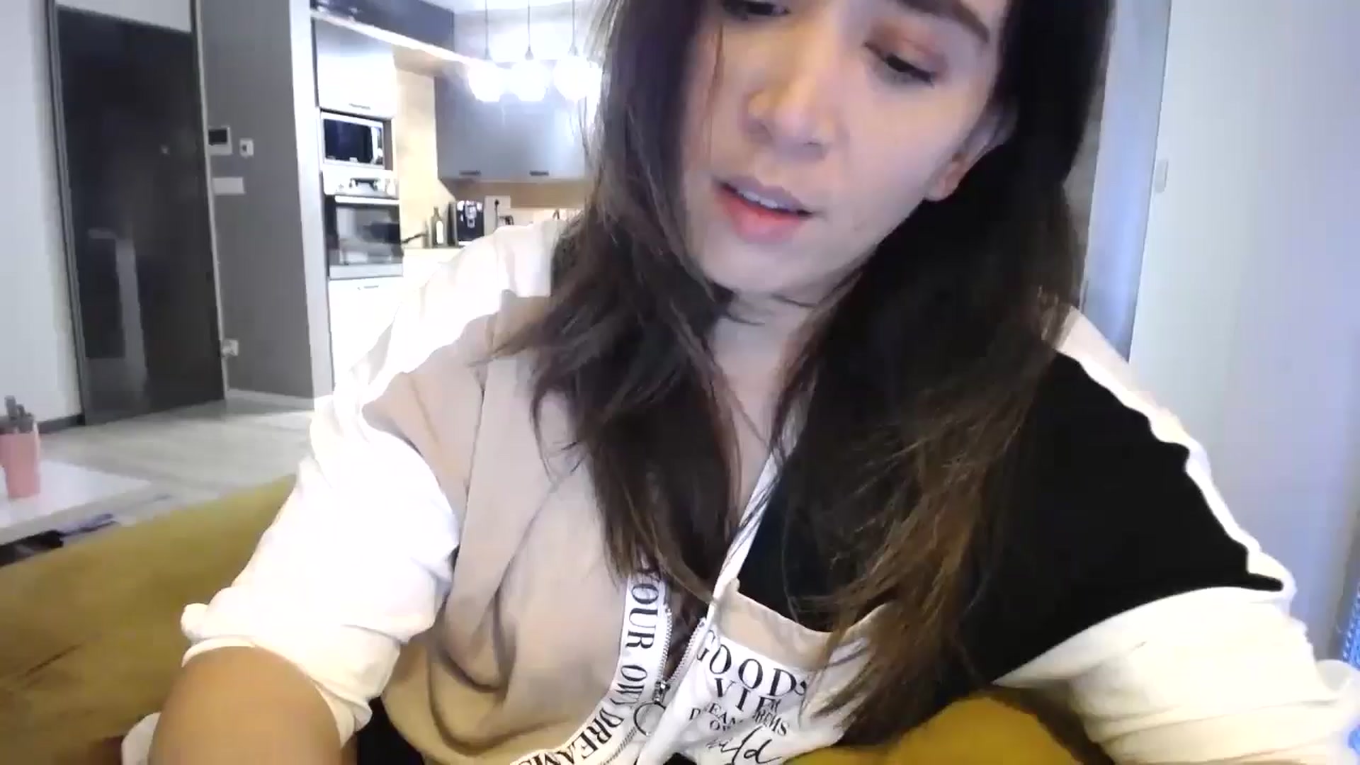 Gallery image thumbnail from Destiny____'s myfreecams stream on, 11/10/2024, 16:00 image 1 of 20
