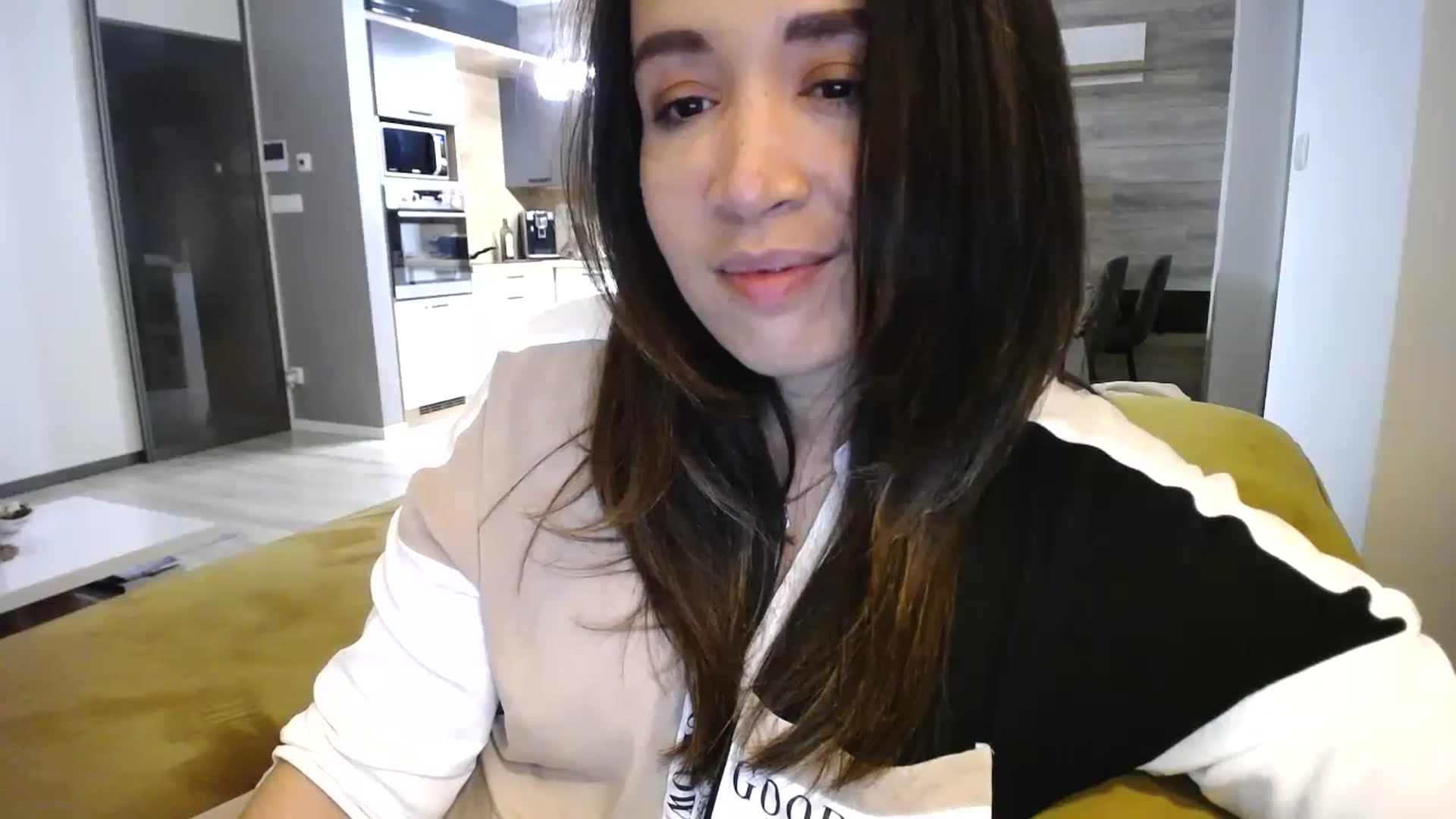 Gallery image thumbnail from Destiny____'s myfreecams stream on, 11/10/2024, 17:34 image 4 of 20