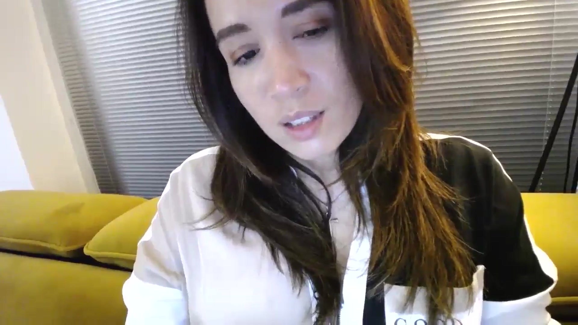 Gallery image thumbnail from Destiny____'s myfreecams stream on, 11/10/2024, 17:34 image 8 of 20