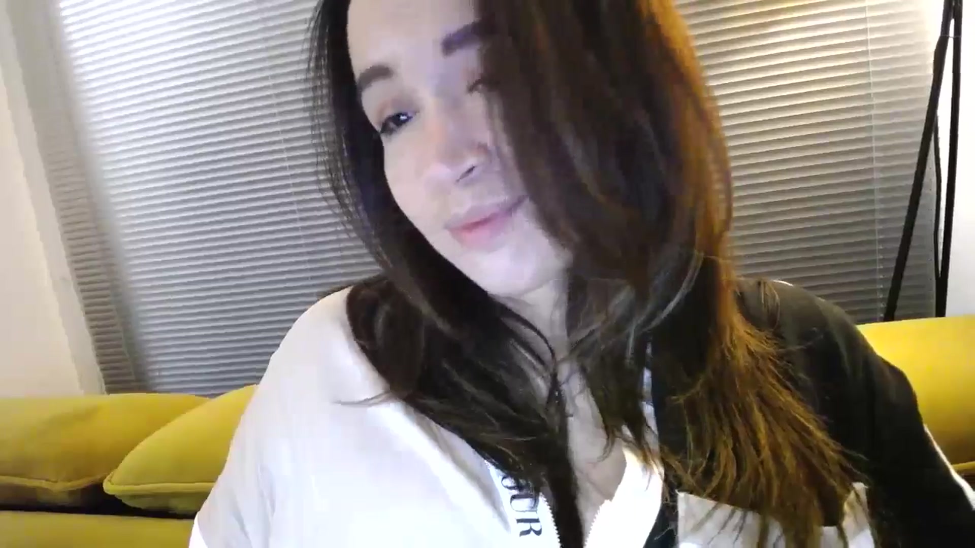 Gallery image thumbnail from Destiny____'s myfreecams stream on, 11/10/2024, 17:34 image 18 of 20