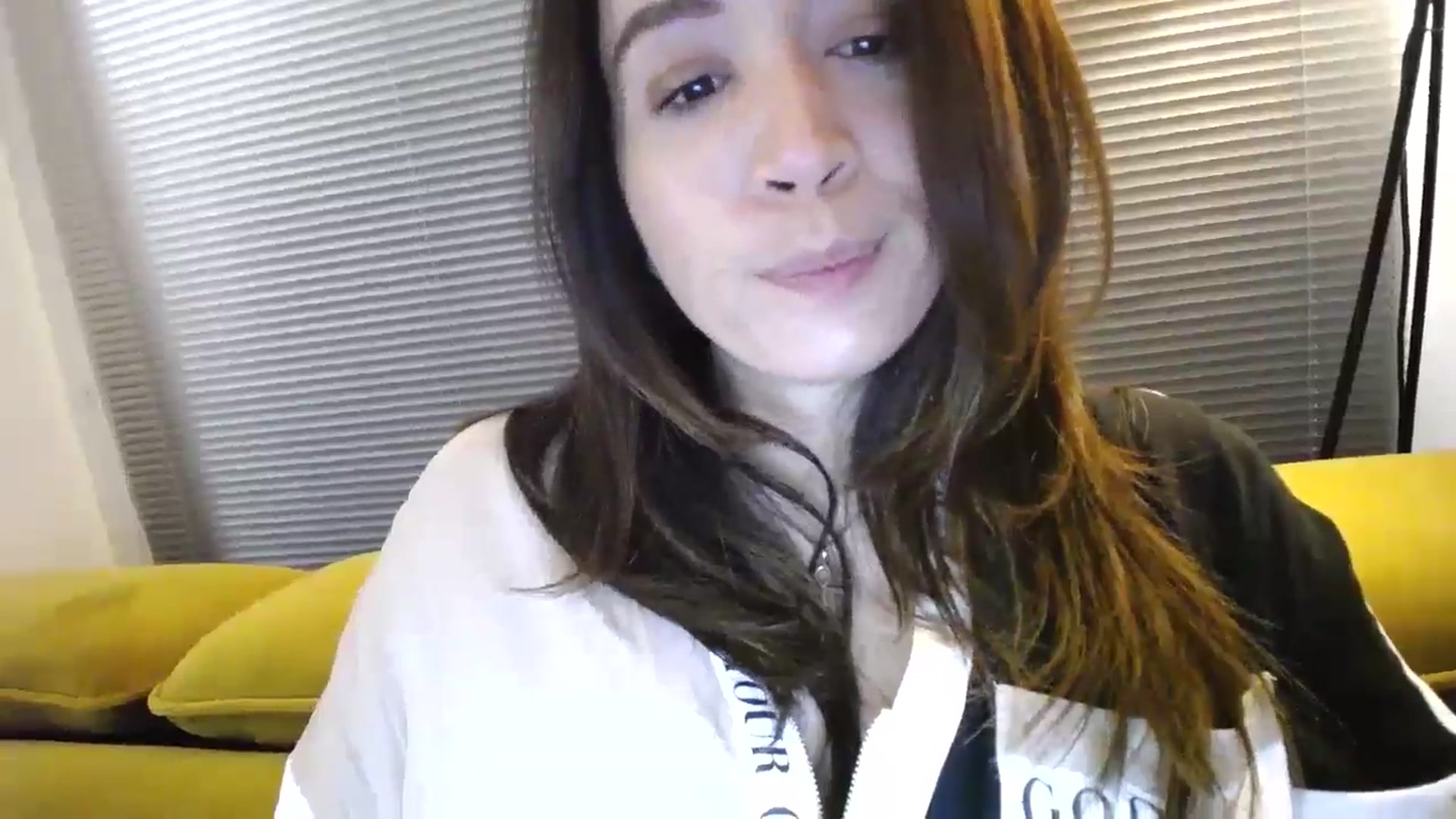Gallery image thumbnail from Destiny____'s myfreecams stream on, 11/10/2024, 17:34 image 19 of 20