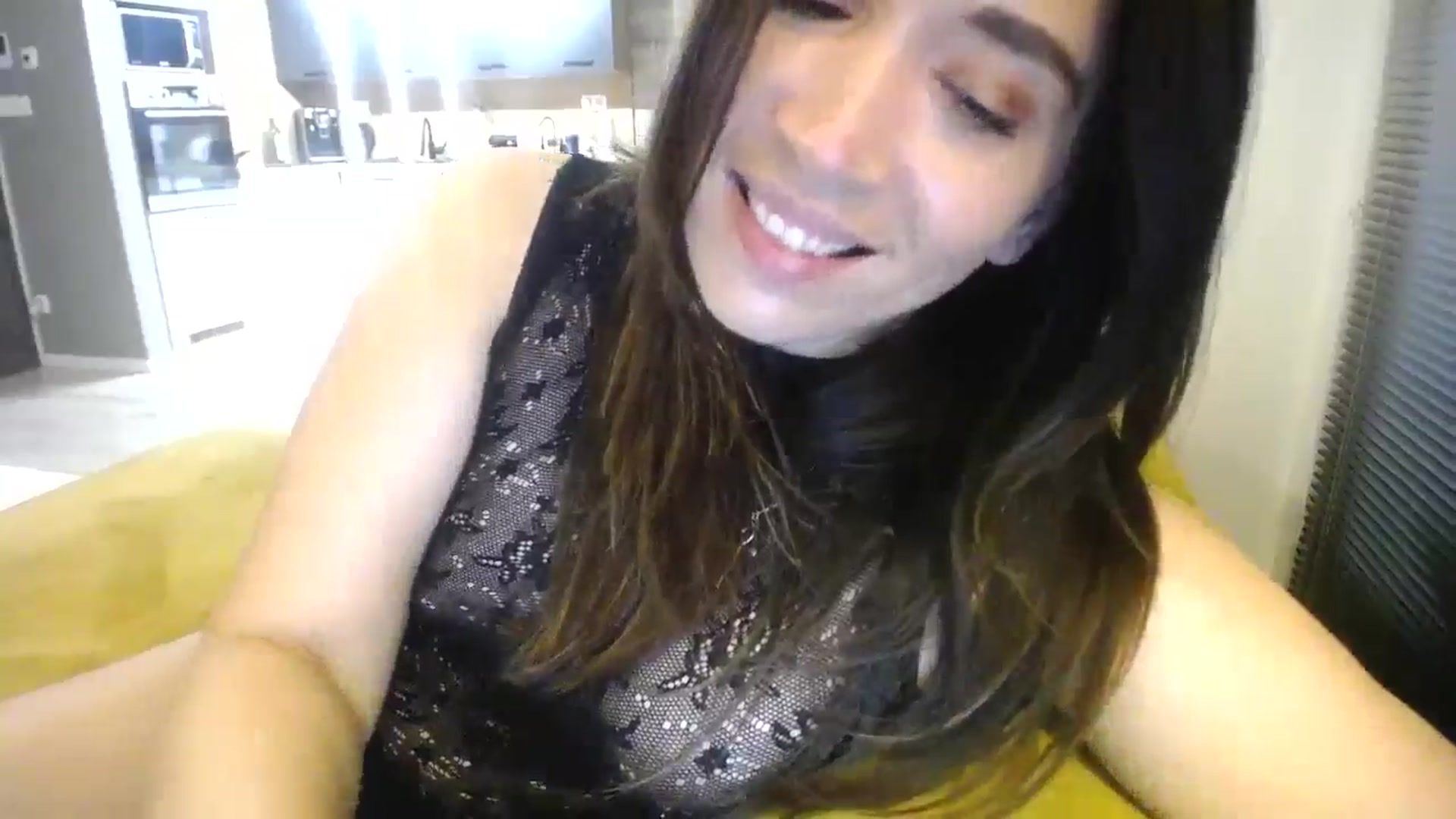 Gallery image thumbnail from Destiny____'s myfreecams stream on, 11/18/2024, 18:07 image 17 of 20