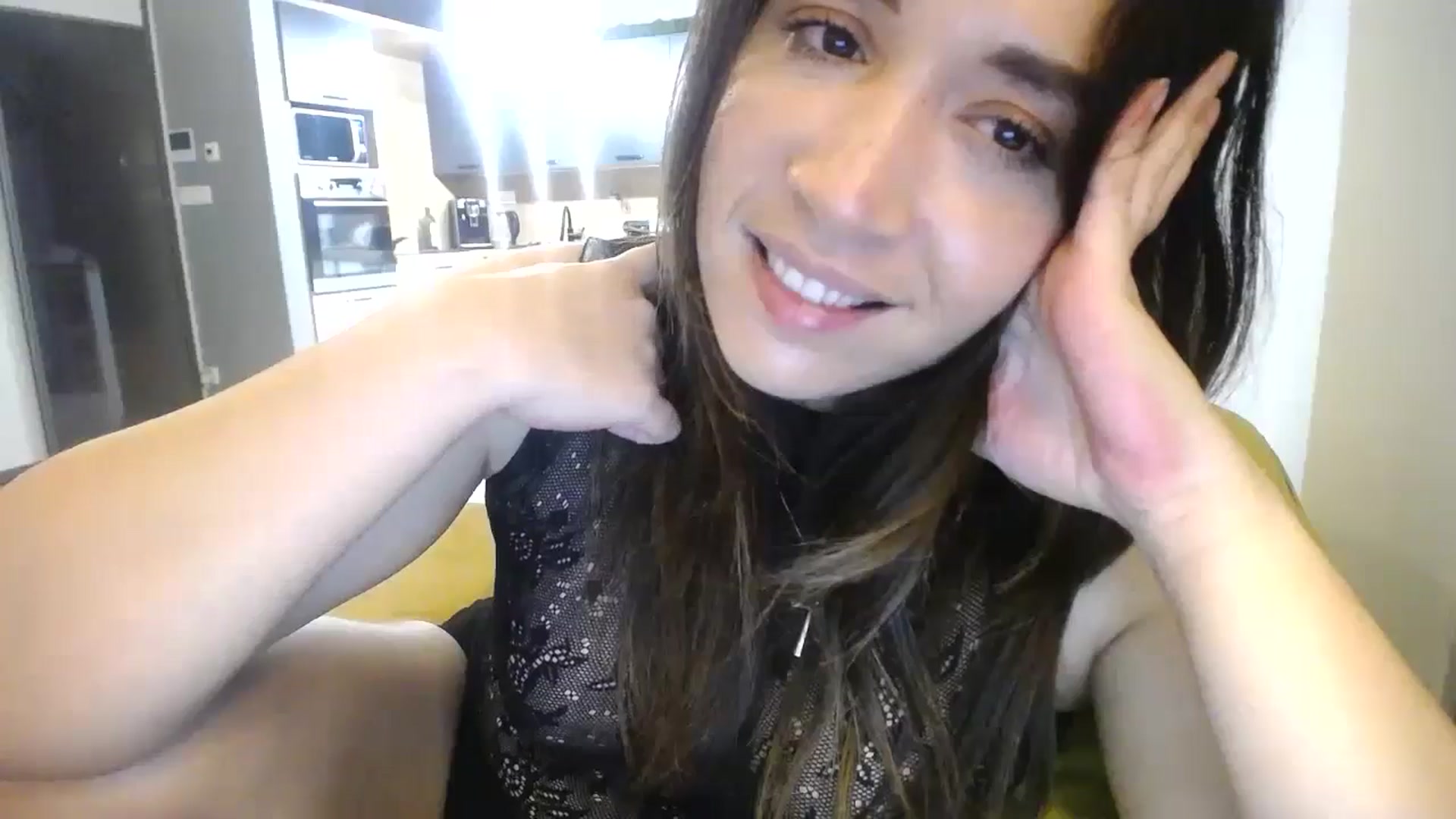Gallery image thumbnail from Destiny____'s myfreecams stream on, 11/18/2024, 18:07 image 18 of 20