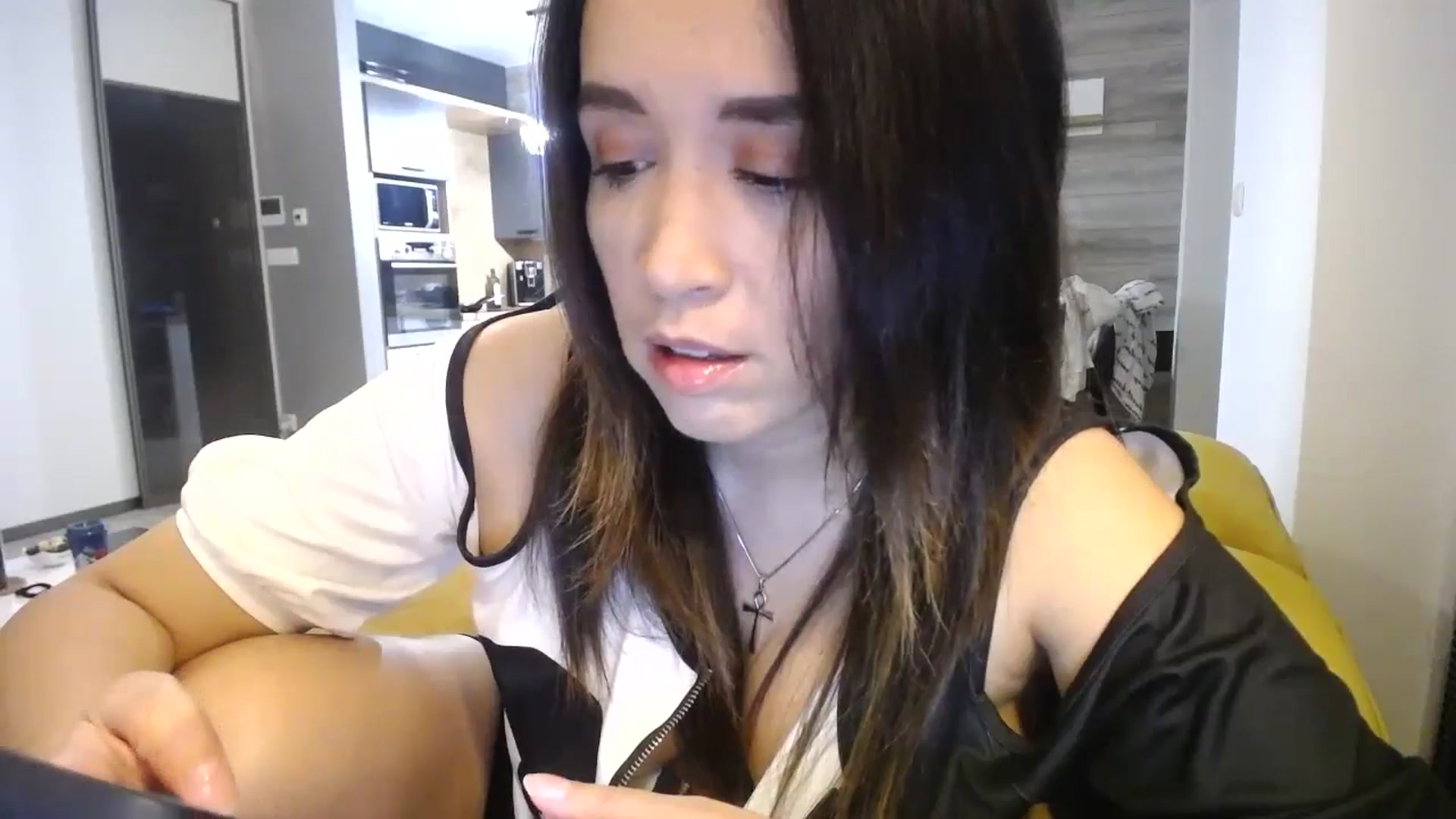 Gallery image thumbnail from Destiny____'s myfreecams stream on, 11/20/2024, 16:37 image 7 of 20