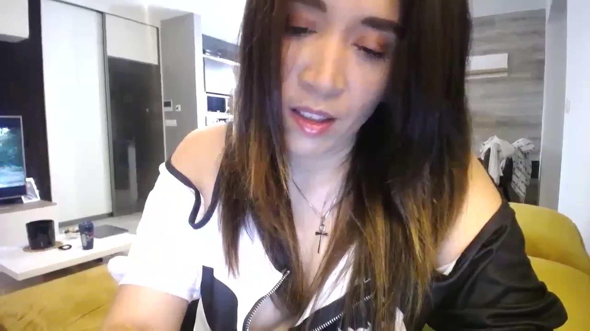 Gallery image thumbnail from Destiny____'s myfreecams stream on, 11/20/2024, 16:37 image 17 of 20