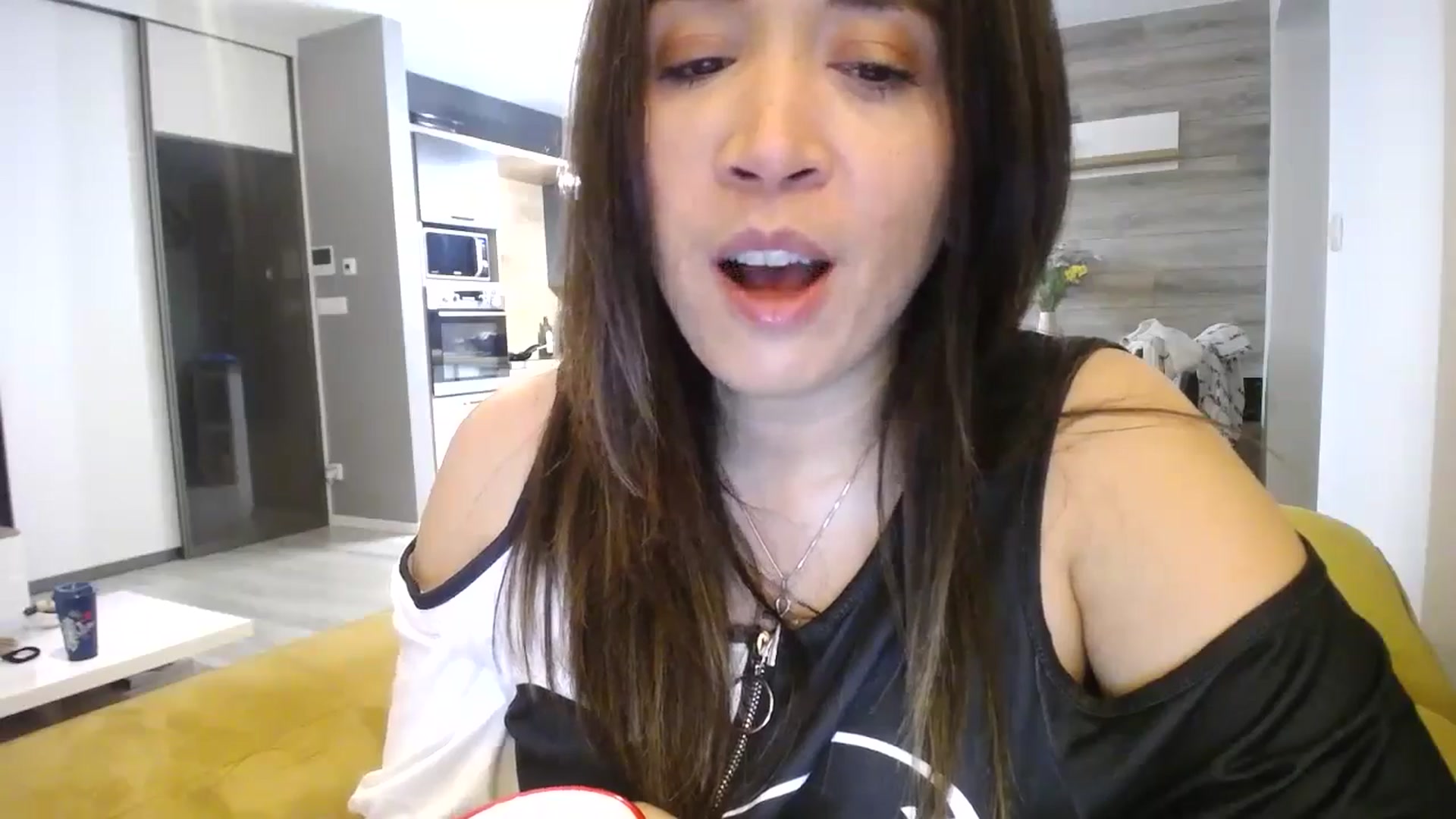 Gallery image thumbnail from Destiny____'s myfreecams stream on, 11/20/2024, 17:35 image 15 of 20
