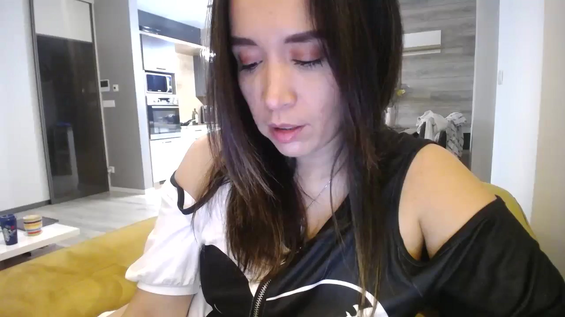Gallery image thumbnail from Destiny____'s myfreecams stream on, 11/20/2024, 17:35 image 13 of 20