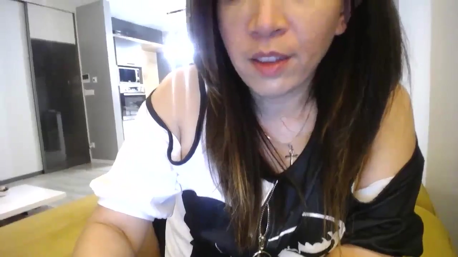 Gallery image thumbnail from Destiny____'s myfreecams stream on, 11/20/2024, 21:55 image 17 of 20