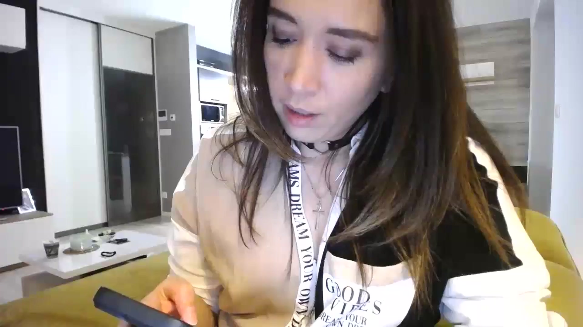 Gallery image thumbnail from Destiny____'s myfreecams stream on, 12/08/2024, 15:33 image 14 of 20