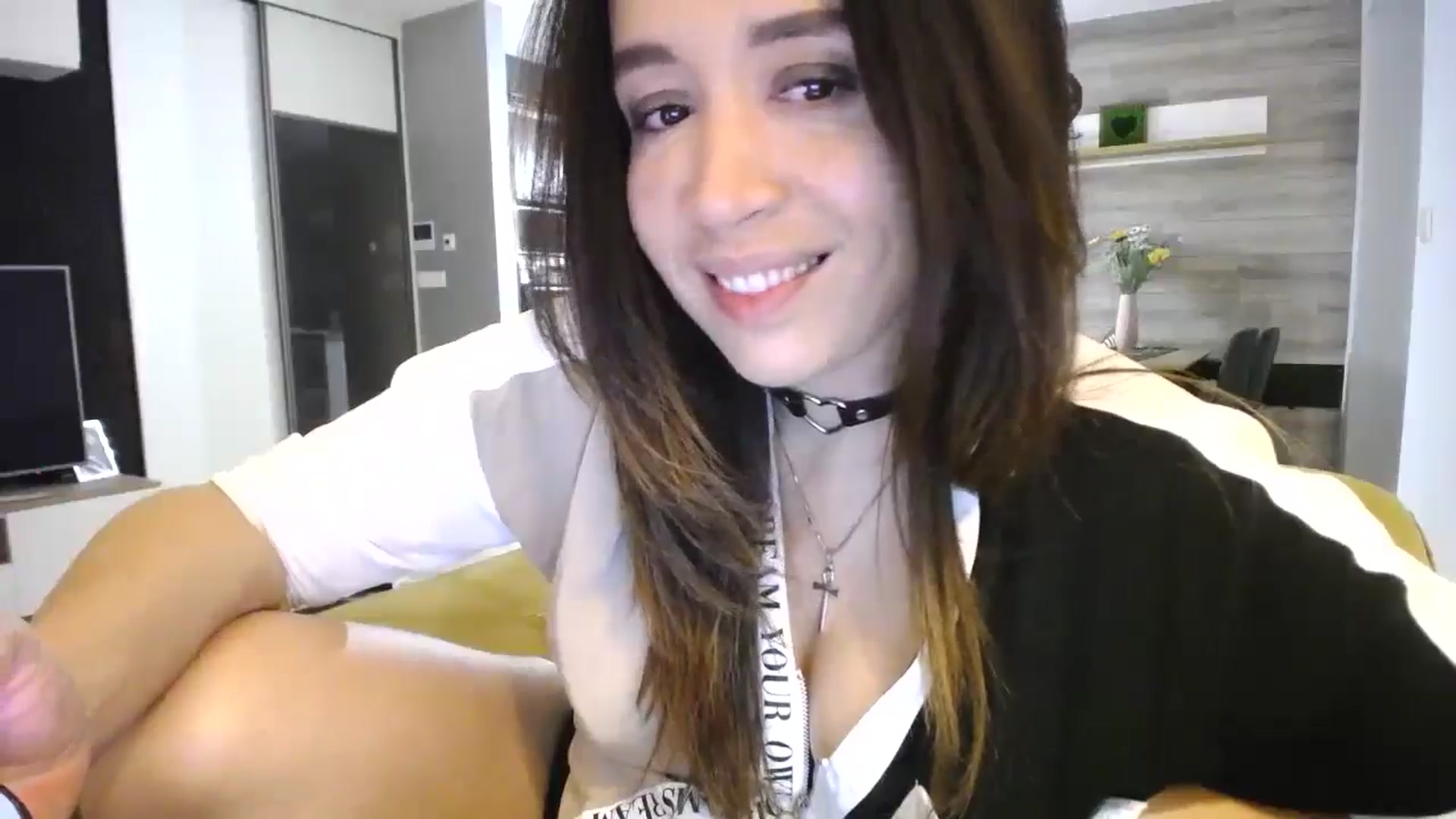 Gallery image thumbnail from Destiny____'s myfreecams stream on, 12/08/2024, 15:33 image 10 of 20