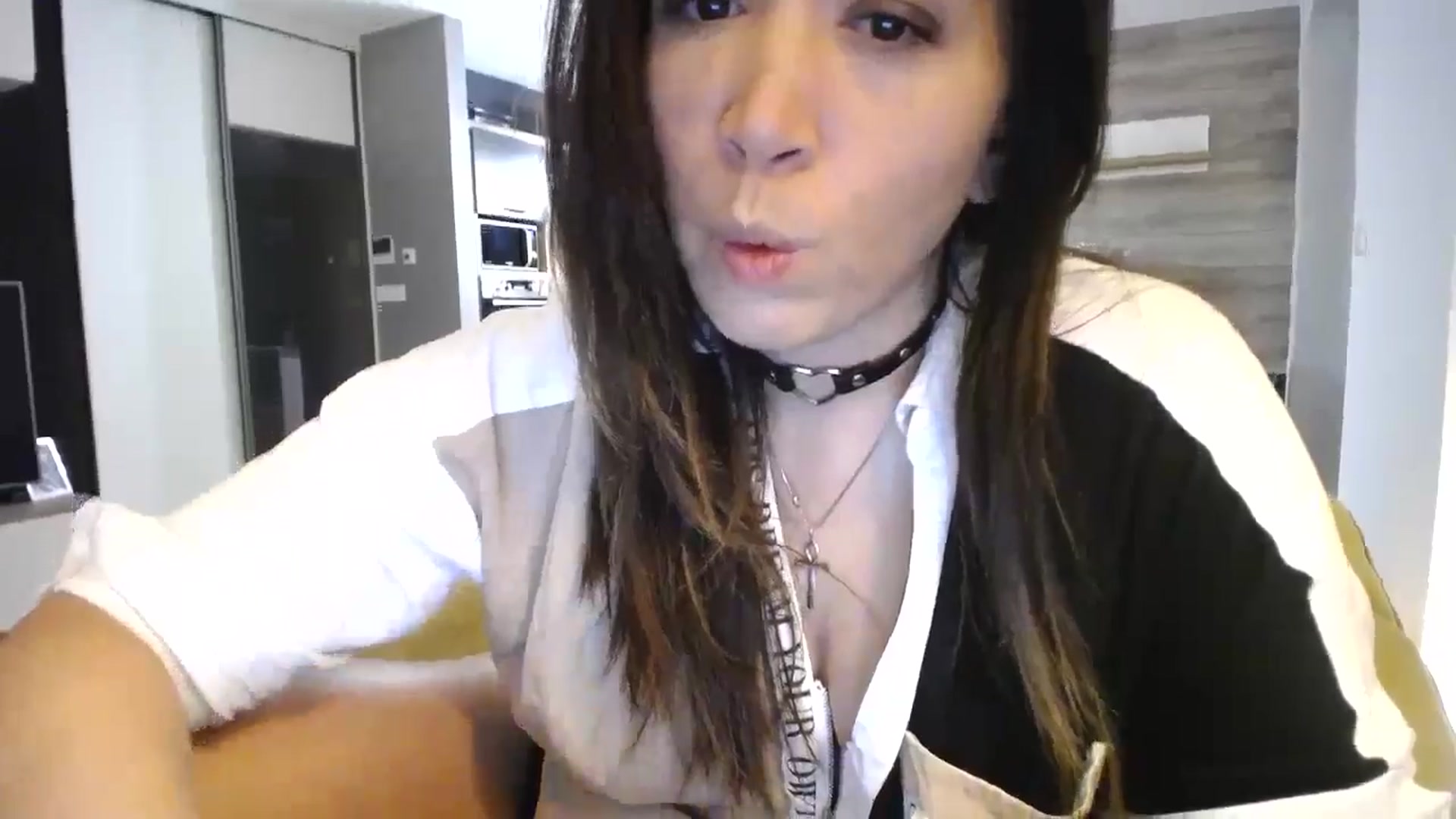 Gallery image thumbnail from Destiny____'s myfreecams stream on, 12/08/2024, 15:33 image 3 of 20