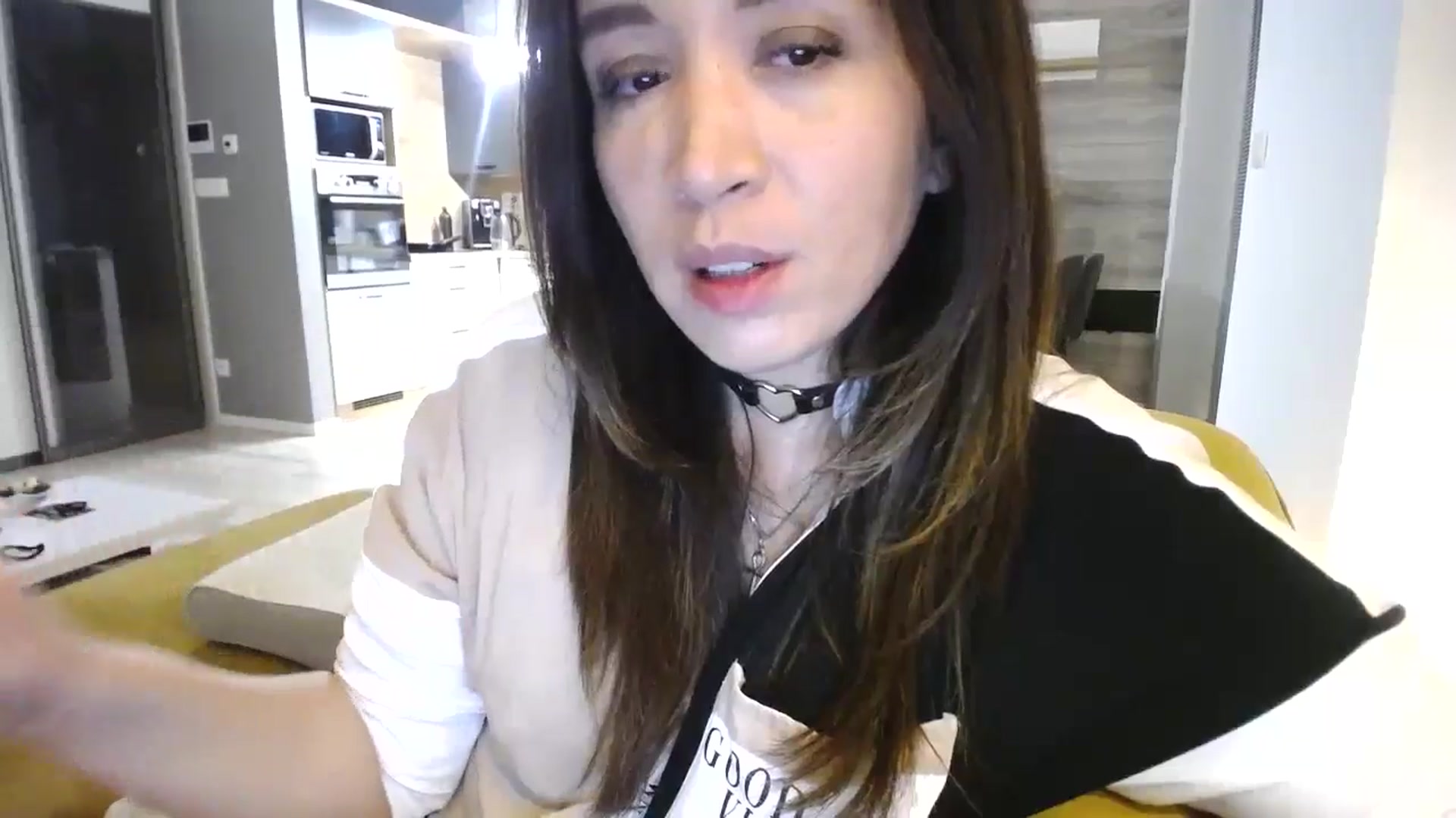 Gallery image thumbnail from Destiny____'s myfreecams stream on, 12/08/2024, 17:57 image 7 of 20