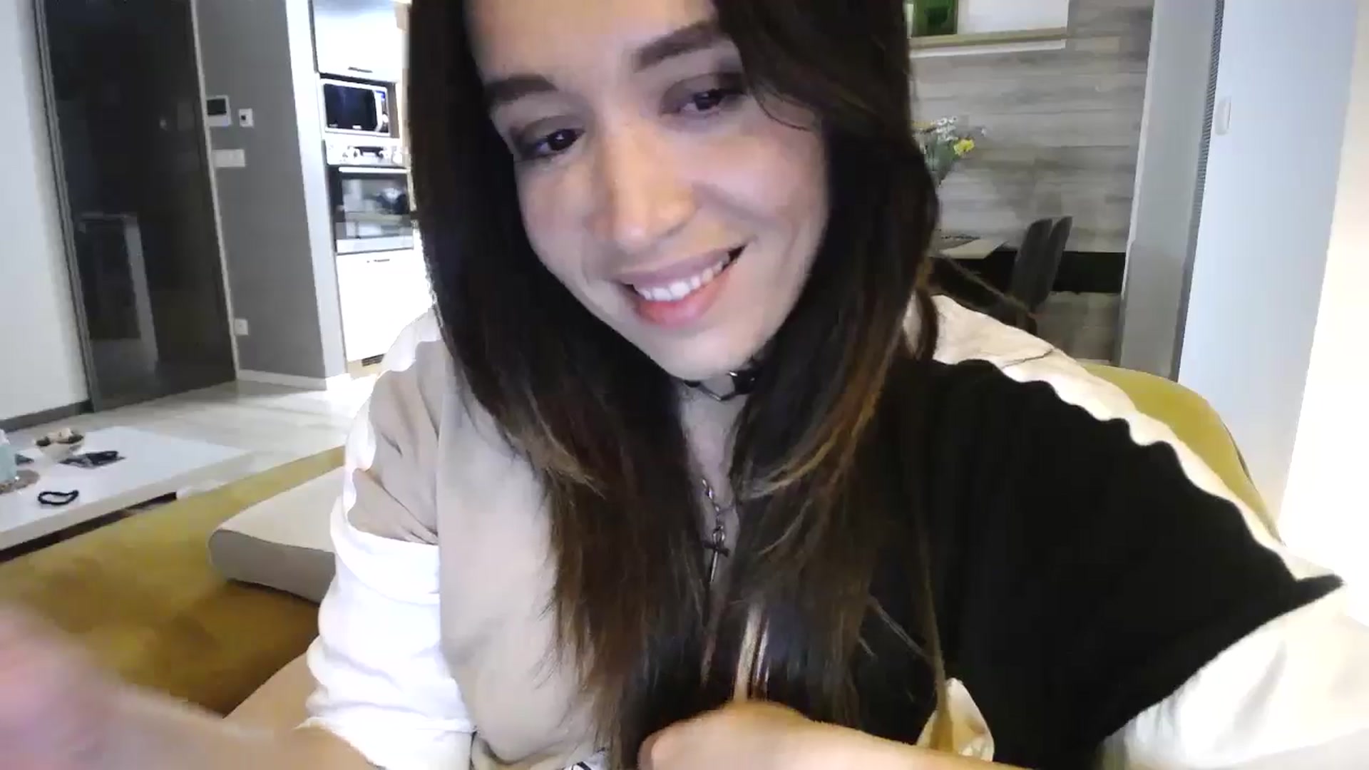Gallery image thumbnail from Destiny____'s myfreecams stream on, 12/08/2024, 17:57 image 19 of 20